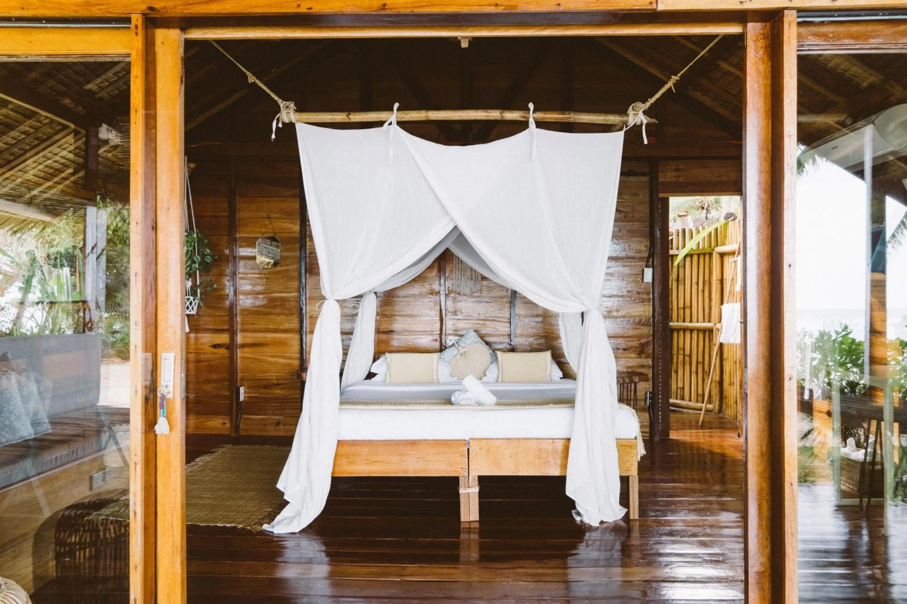 Property building, Bed in Soultribe Beach Retreat