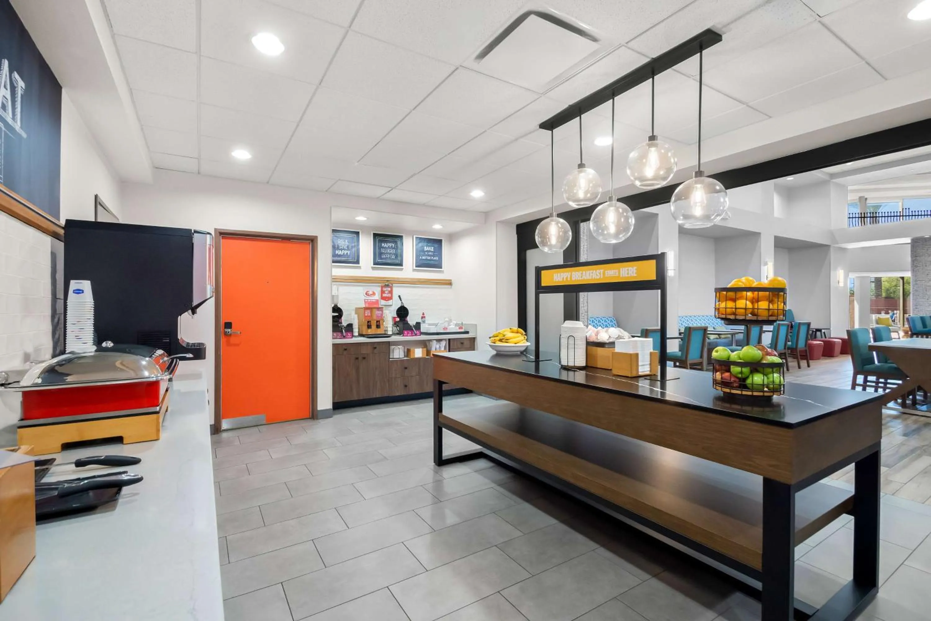 Breakfast in Hampton Inn & Suites Phoenix/Gilbert