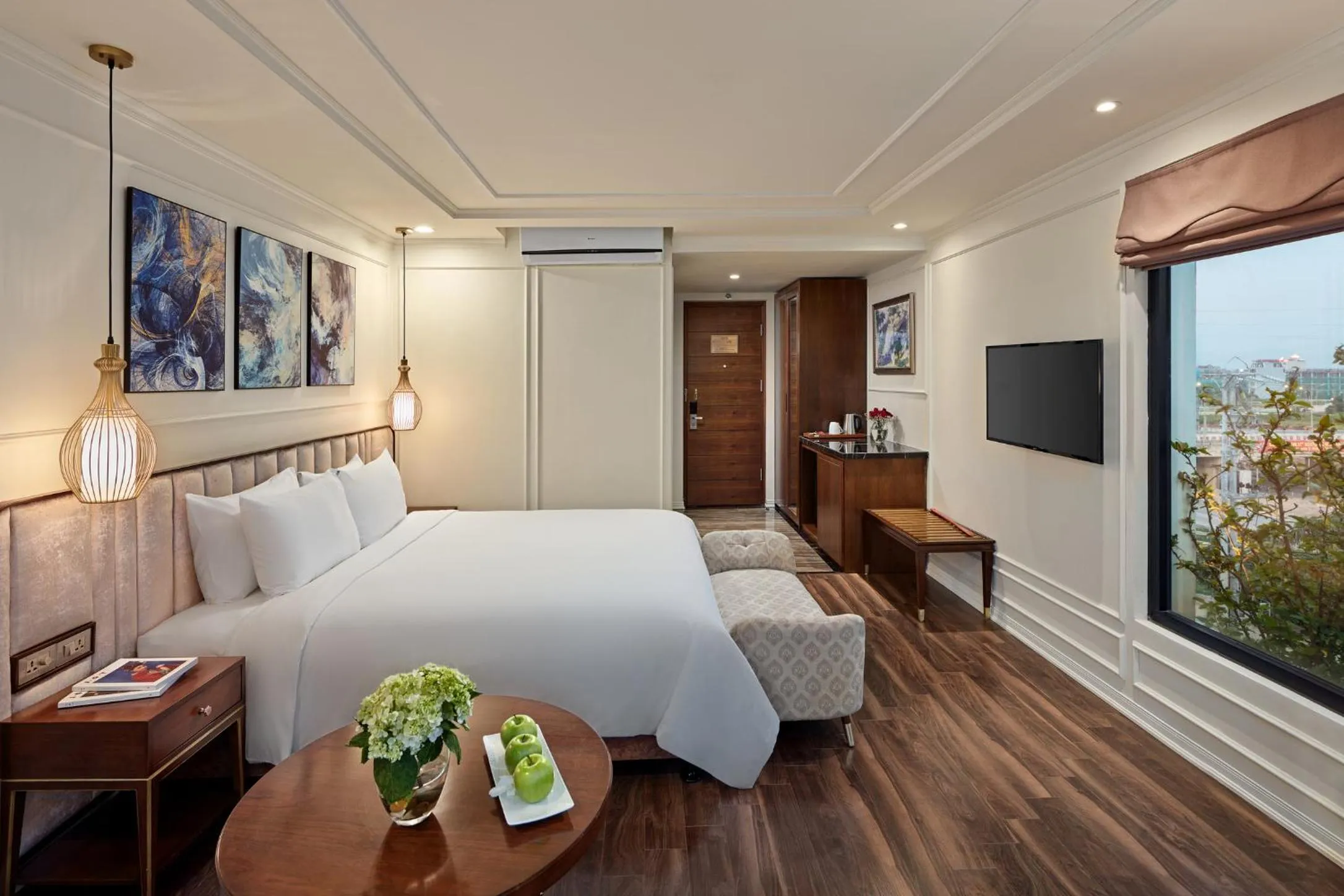 Photo of the whole room, Bed in Ravatel Luxury Hotel Bac Giang
