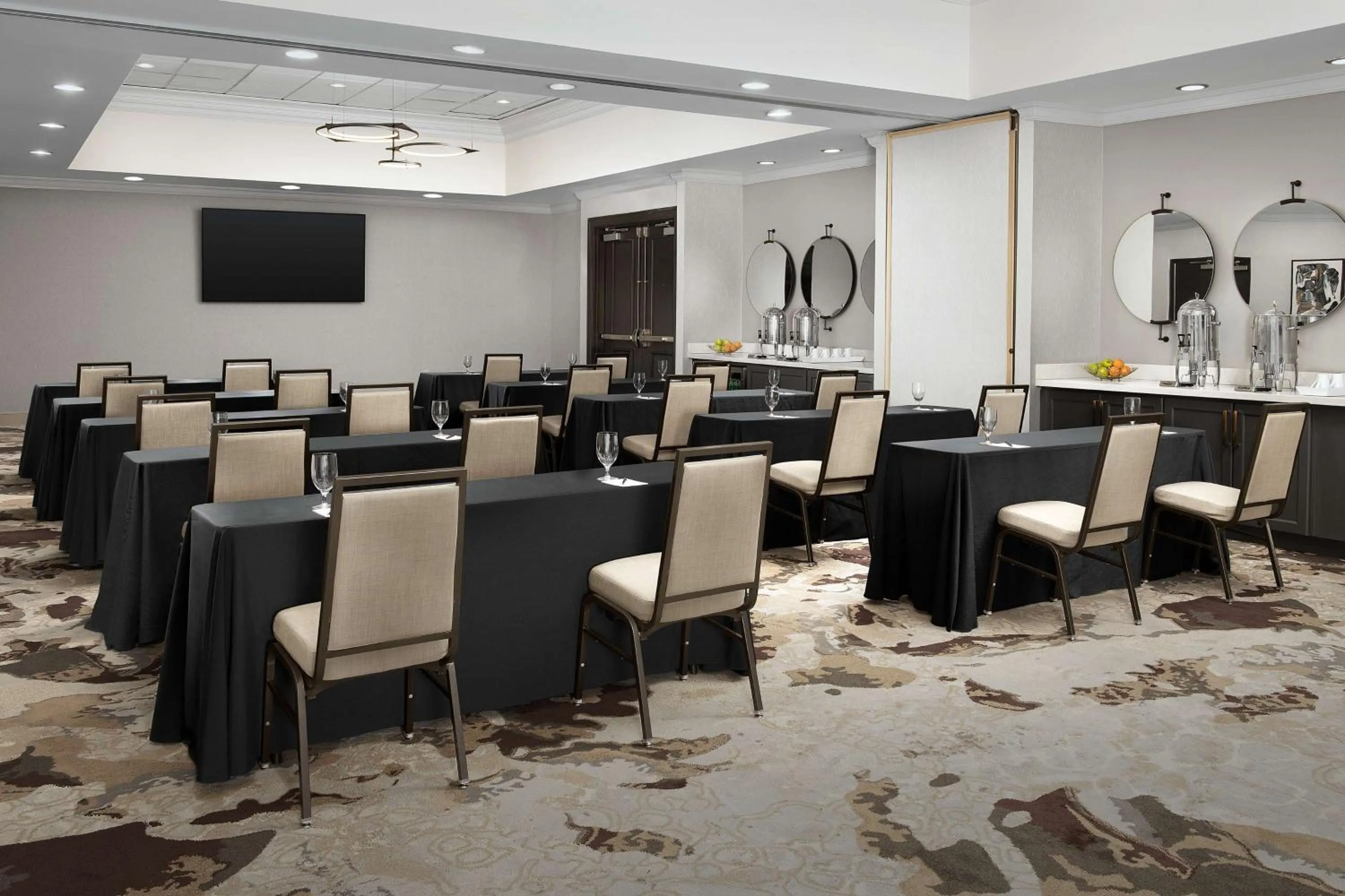 Meeting/conference room in Hilton Phoenix Chandler