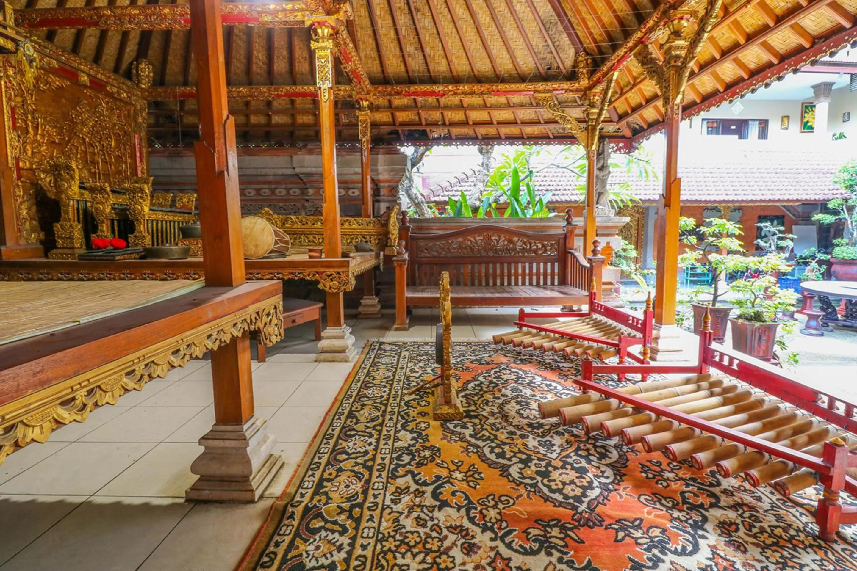 Area and facilities in Capital O 1666 Grand Pudjawan Hotel Near Kuta Beach