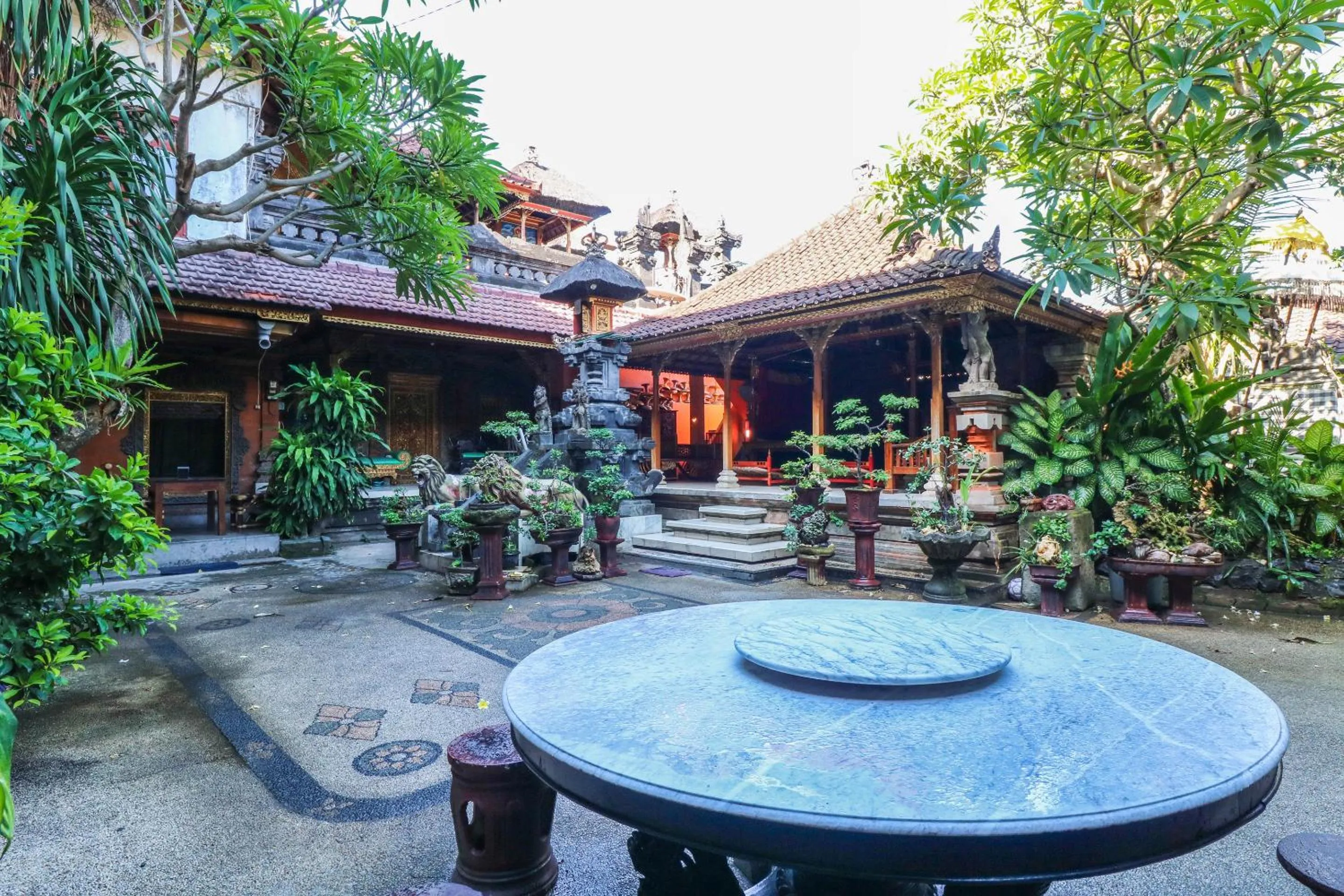 Garden in Capital O 1666 Grand Pudjawan Hotel Near Kuta Beach