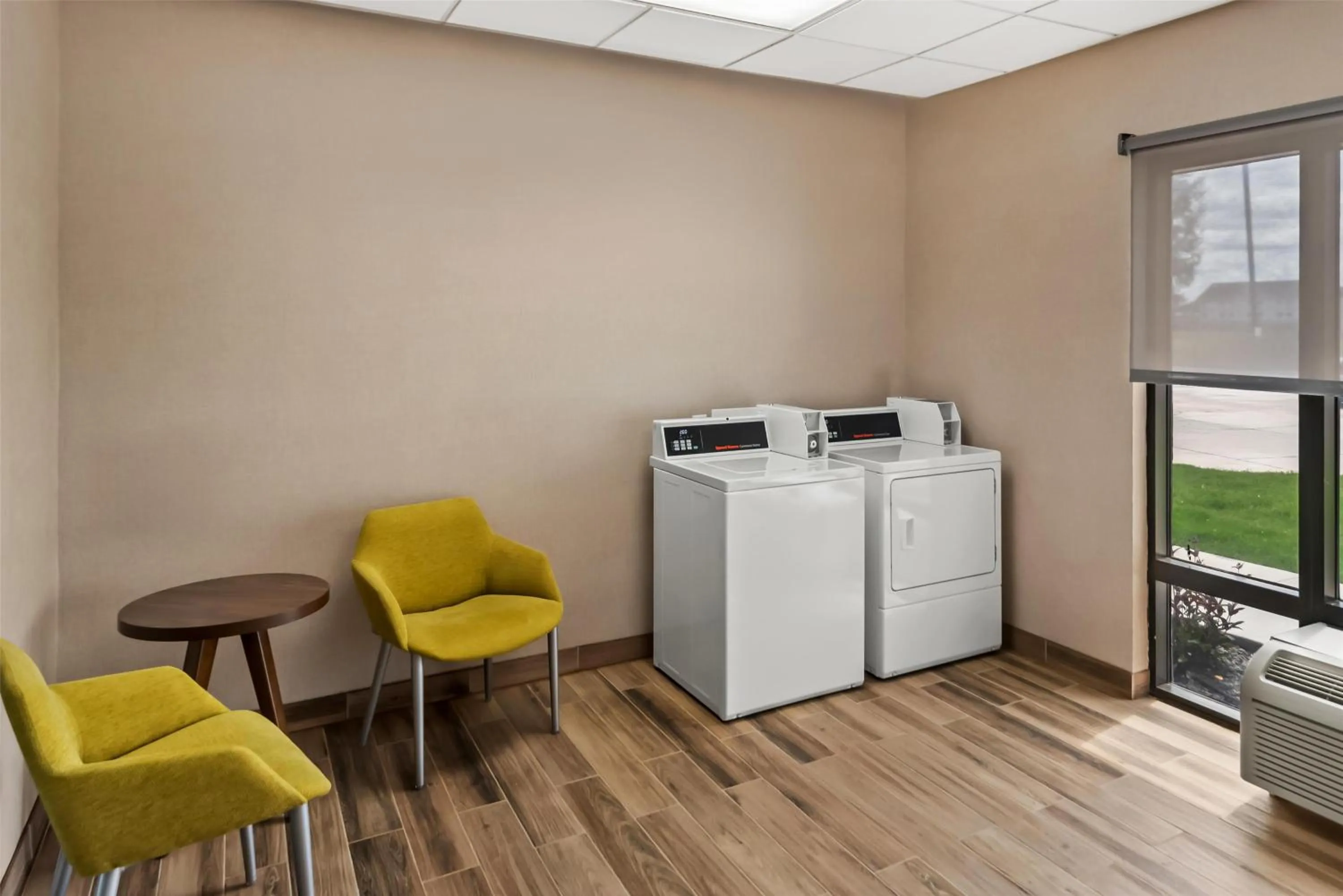 laundry in Hampton by Hilton - North Platte