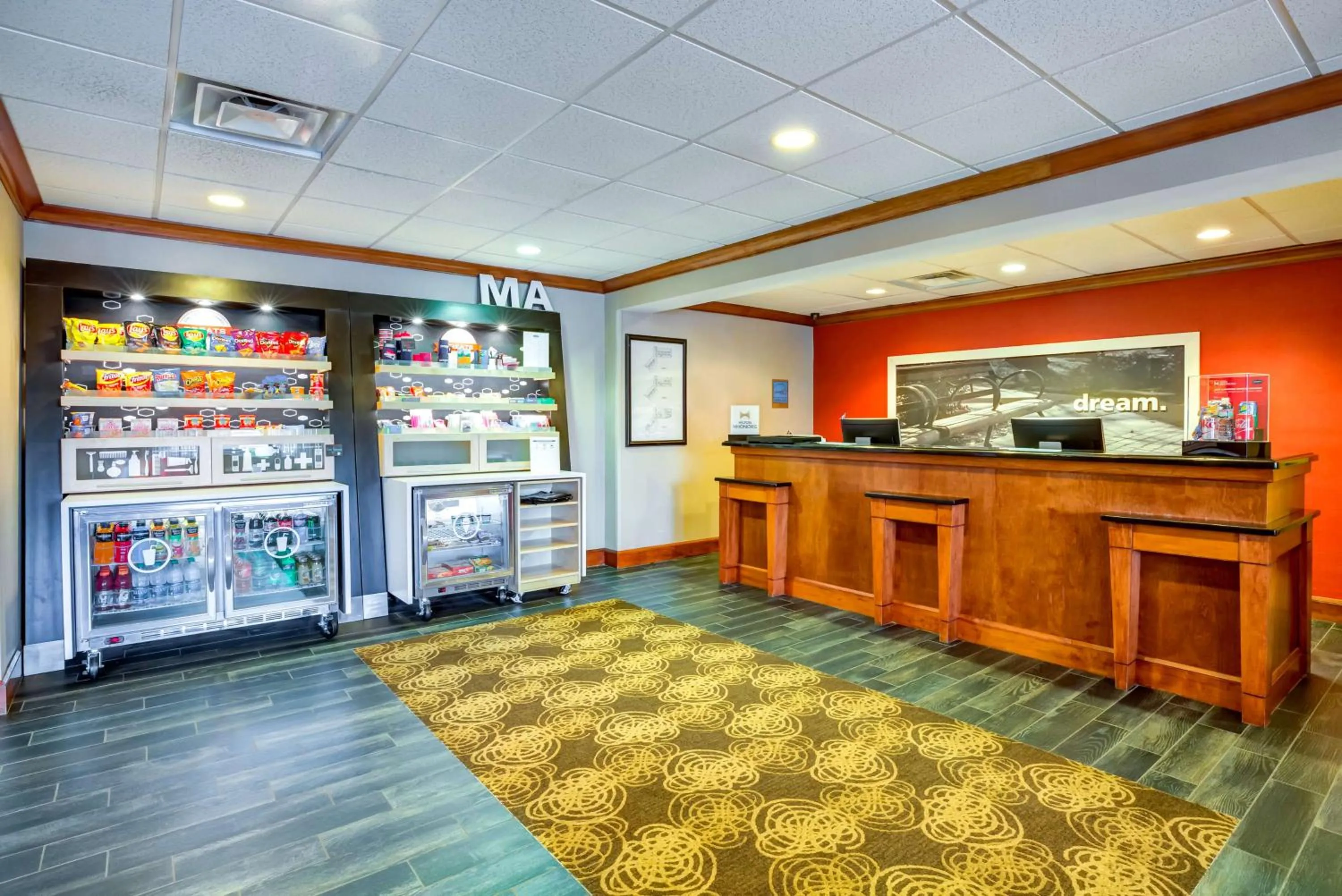 Lobby or reception in Hampton Inn Boston-Norwood