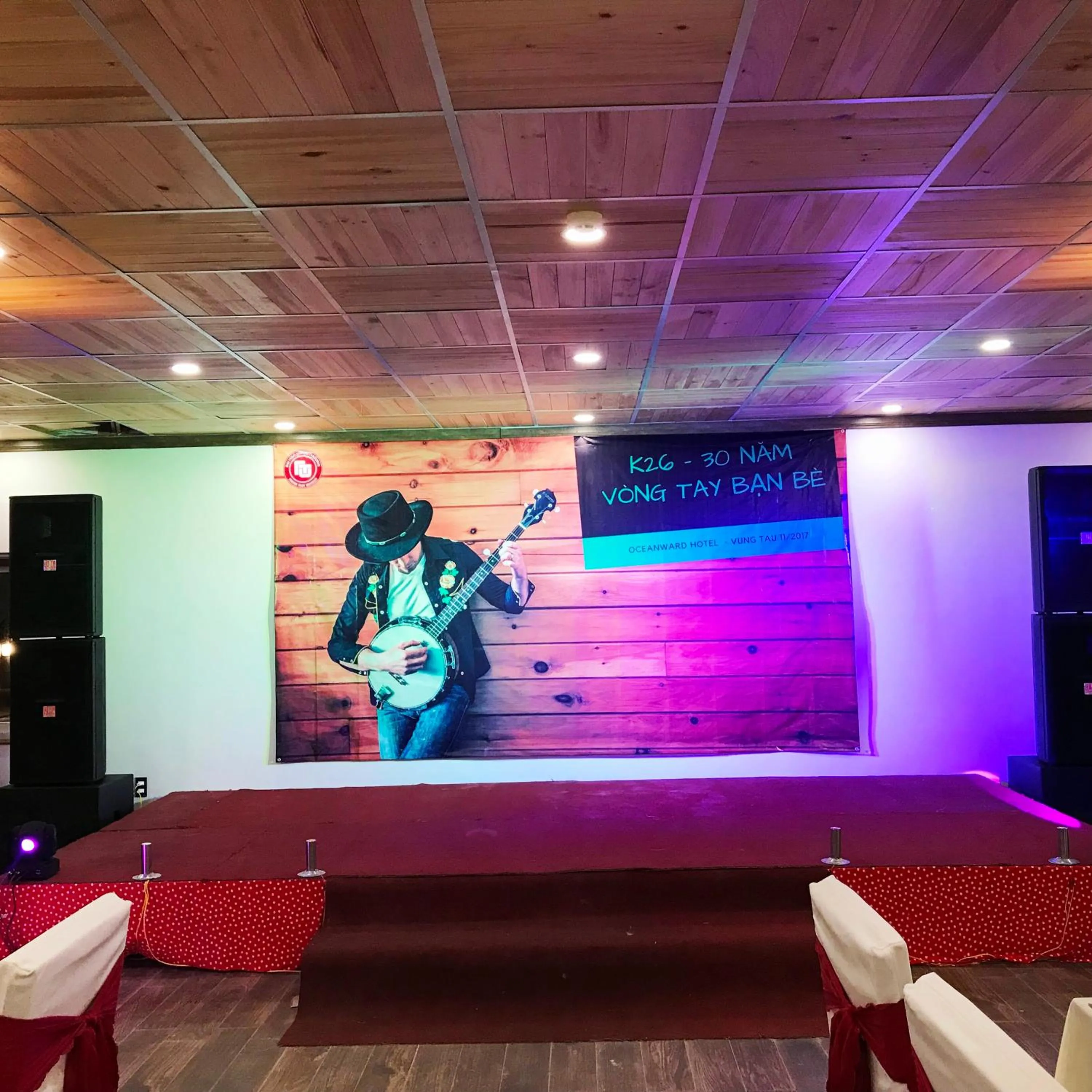 Restaurant/places to eat in Oceanward Hotel & Resort