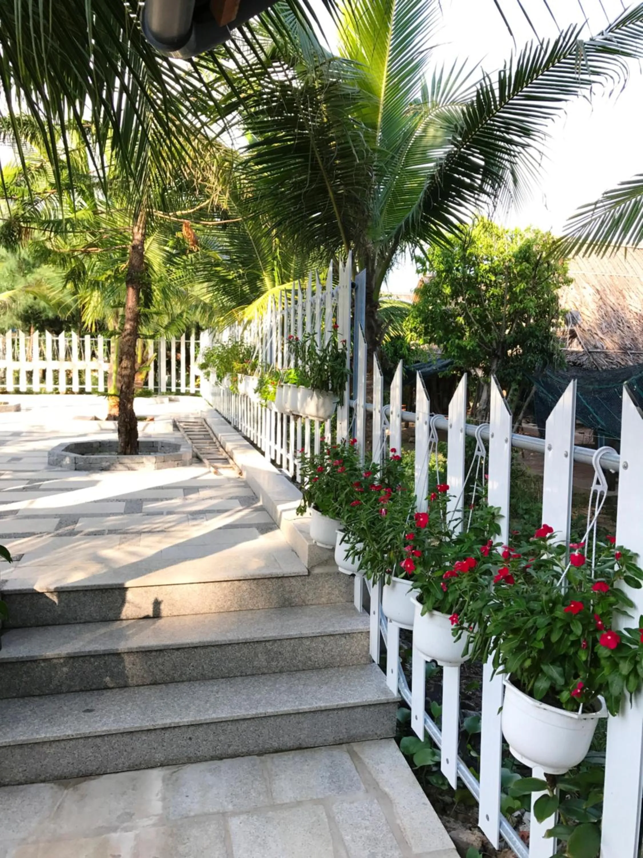 Property building in Oceanward Hotel & Resort