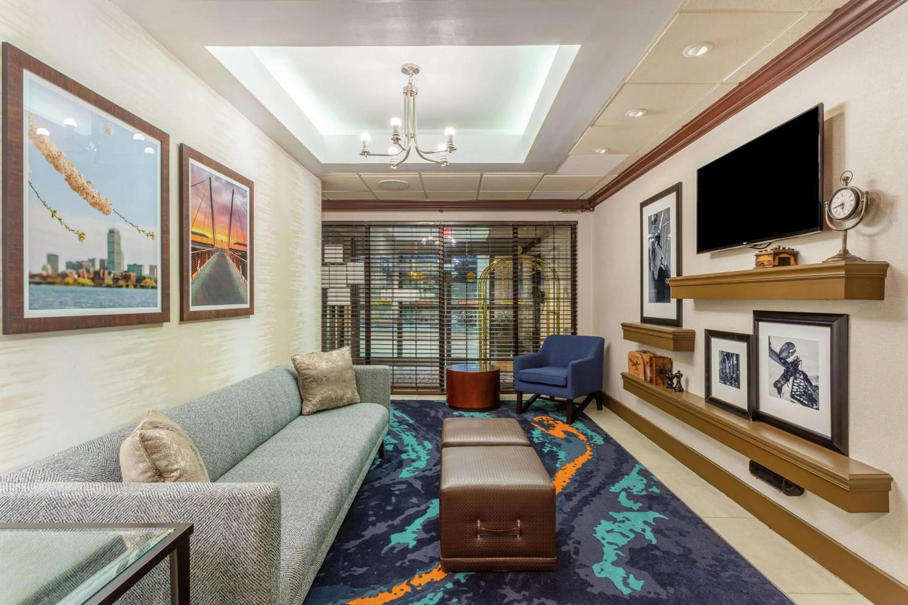 Lobby or reception in Hampton Inn Boston/Peabody