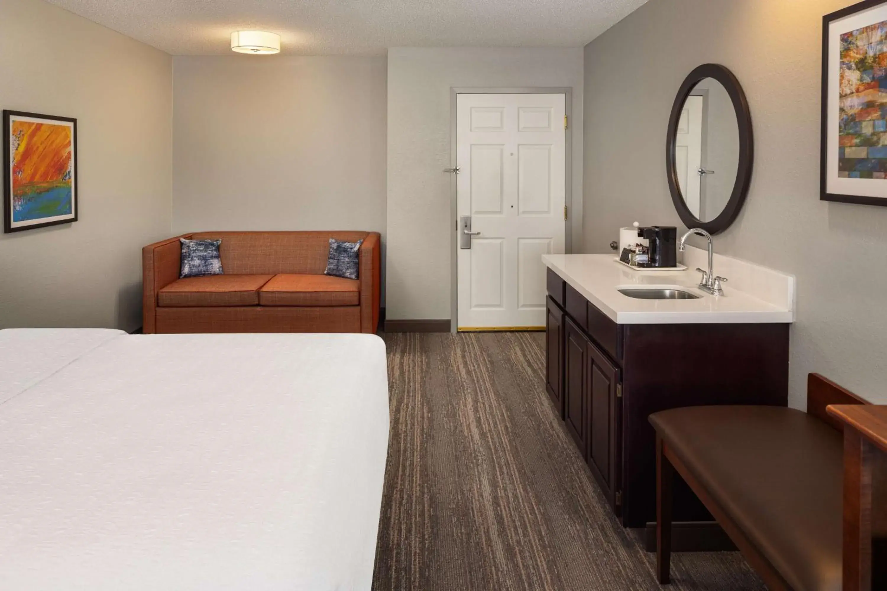 Queen Room with Two Queen Beds and Sofa Bed - Mobility Access/Non-Smoking in Hampton Inn Minneapolis Northwest Maple Grove Queen Room with Two Queen Beds and Sofa Bed - Mobility Access/Non-Smoking in Hampton Inn Minneapolis Northwest Maple Grove