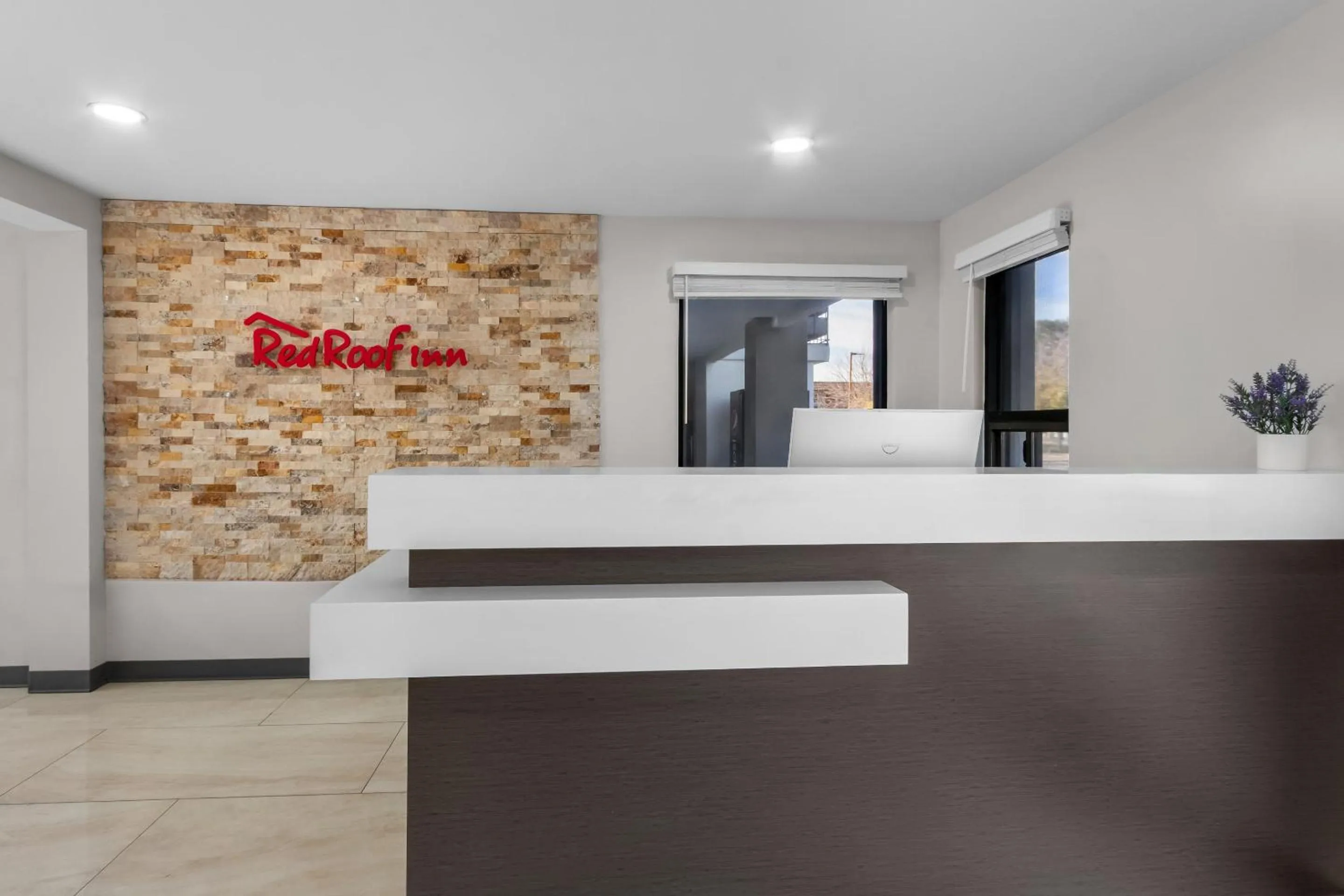 Lobby or reception in Red Roof Inn Miami, AZ