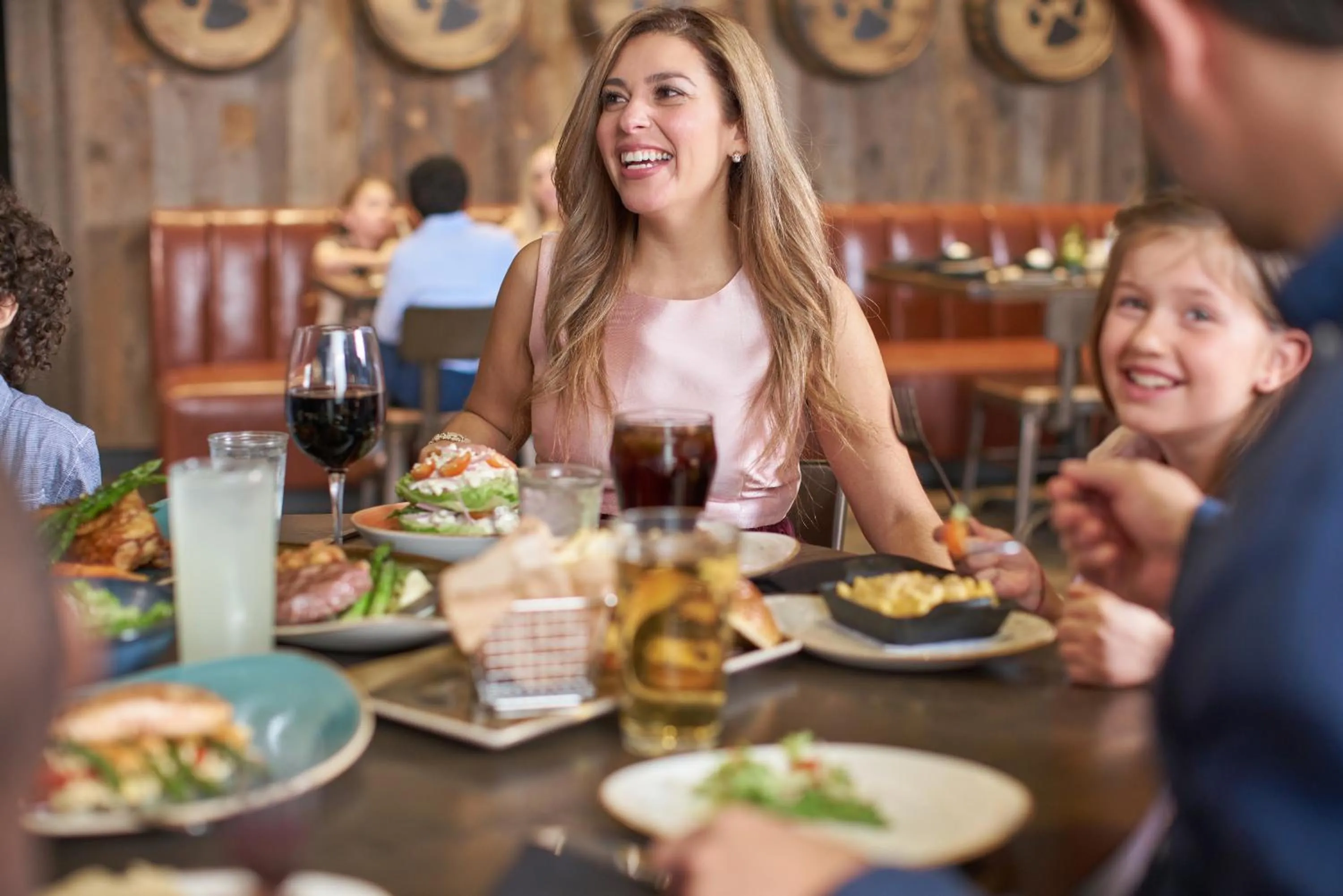 Restaurant/places to eat in Great Wolf Lodge Chicago/Gurnee