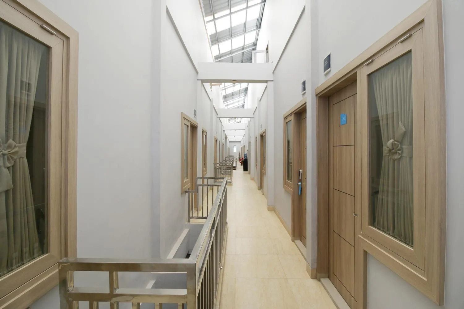 RedDoorz near Jalan Kolonel Haji Burlian Palembang