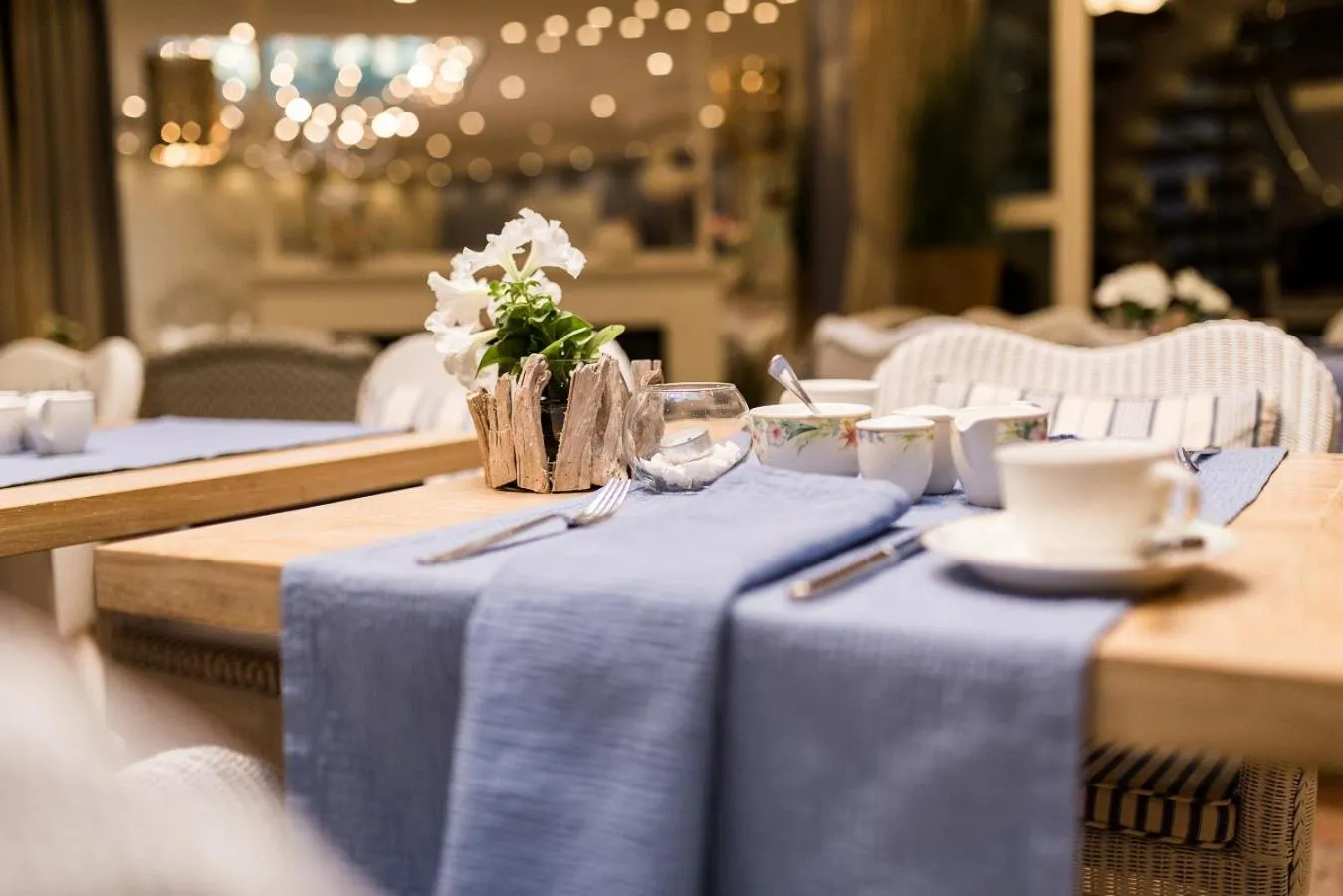 Breakfast in Villa Ney