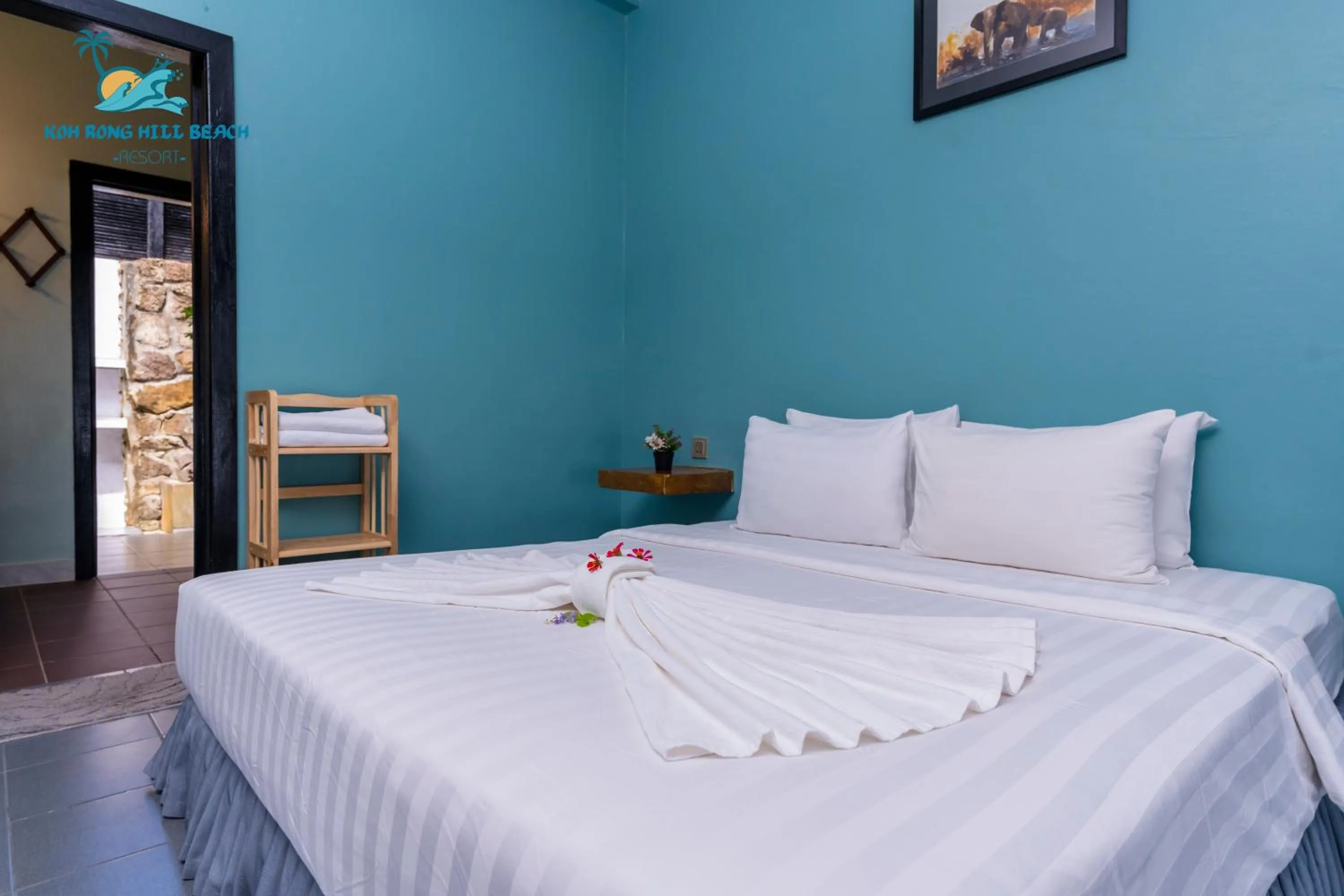 Photo of the whole room, Bed in Koh Rong Hill Beach Resort