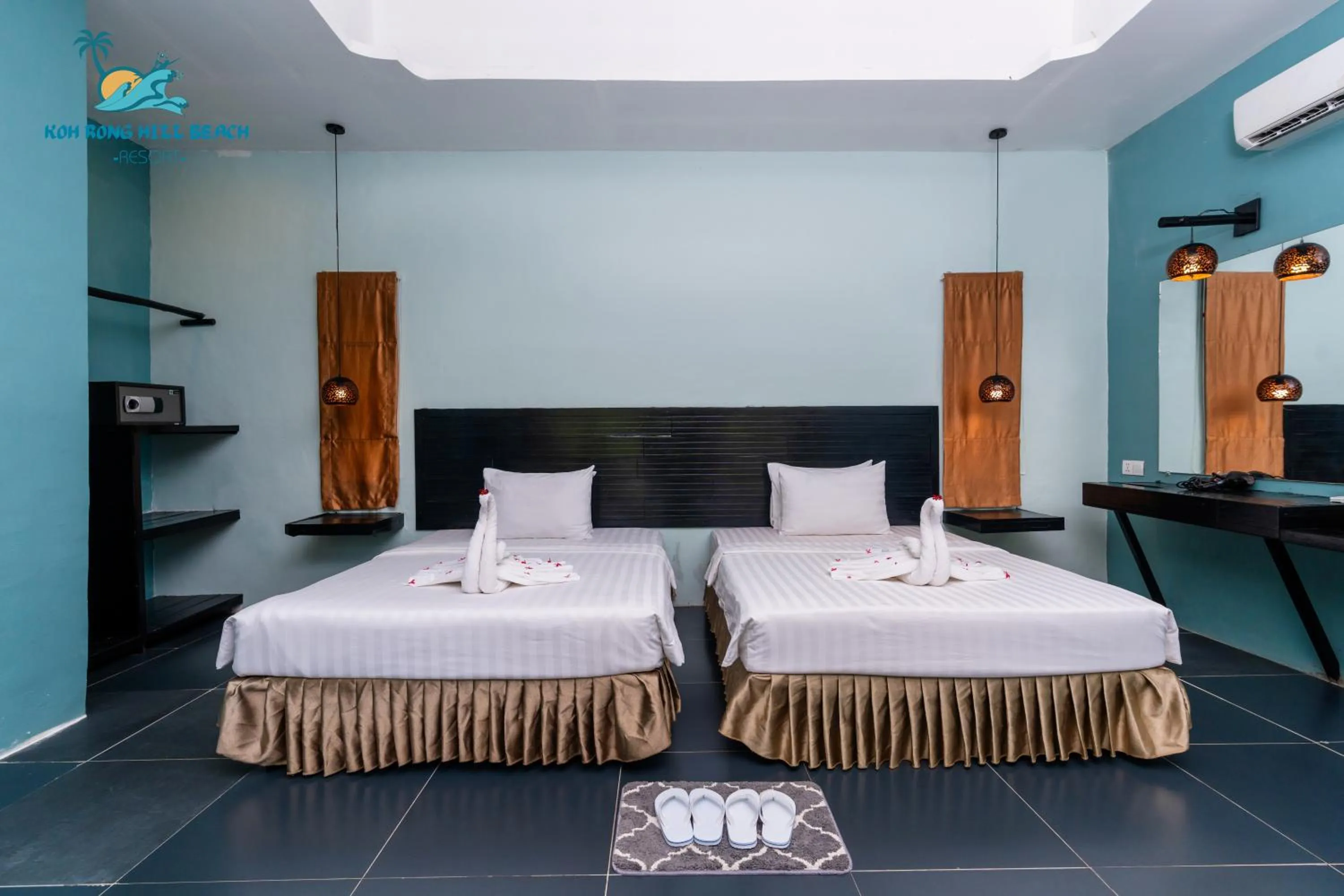 Photo of the whole room, Bed in Koh Rong Hill Beach Resort