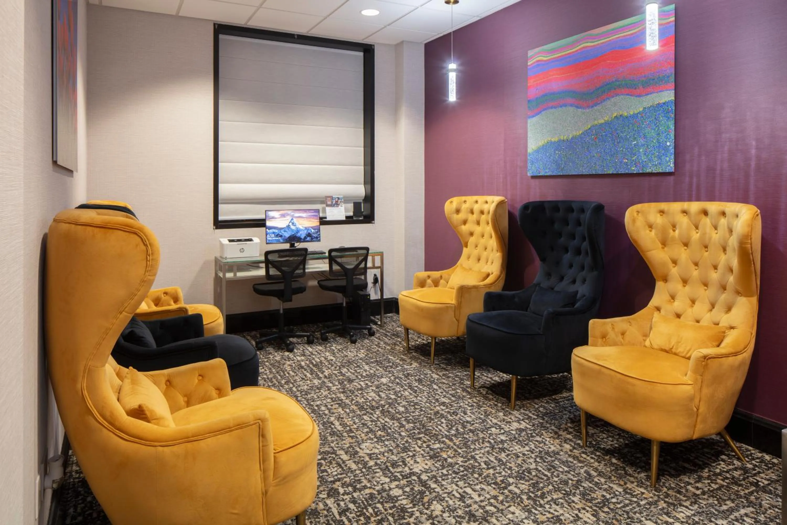 Lobby or reception in Ramada by Wyndham Jersey City