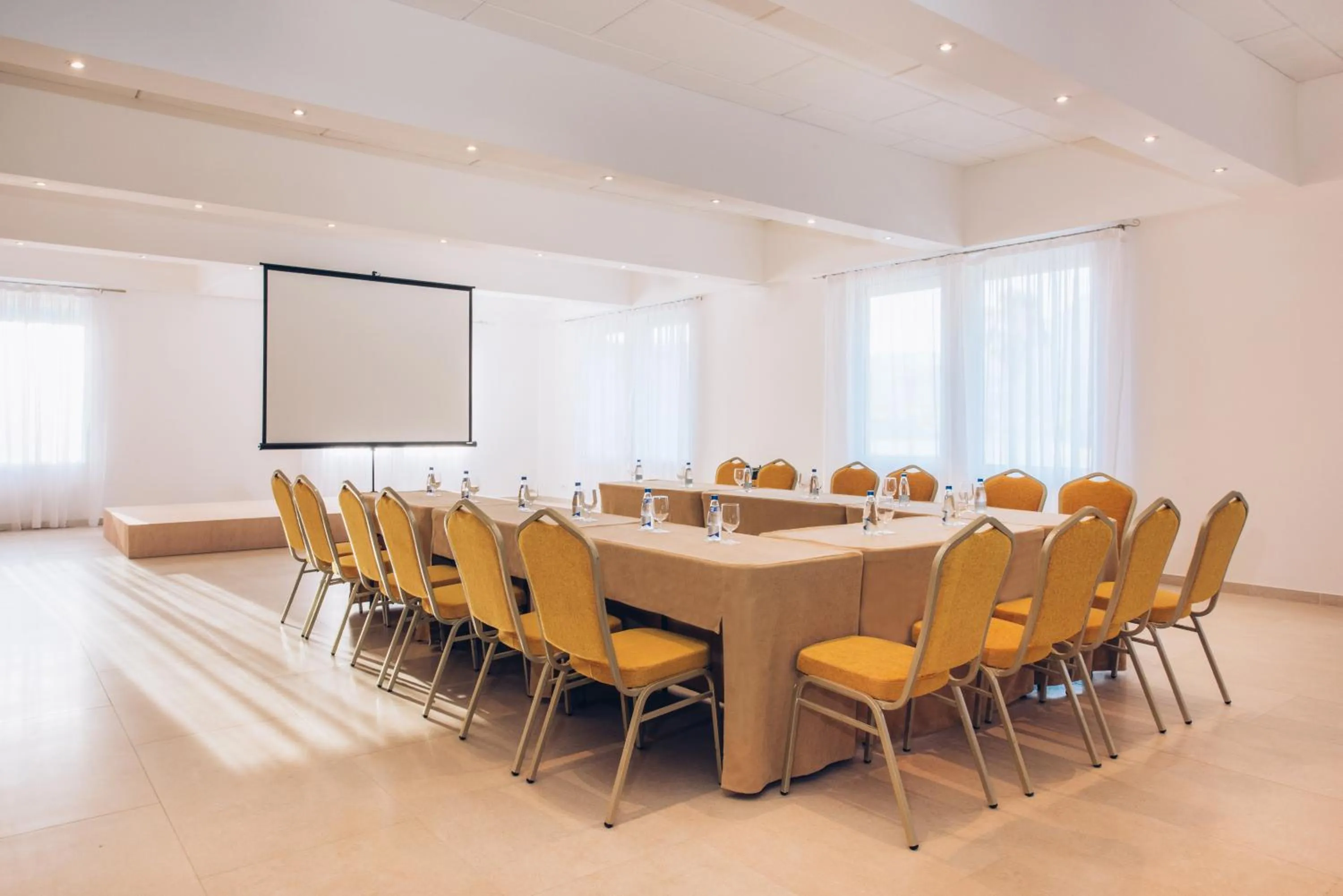Meeting/conference room in Iberostar Waves Herceg Novi All Inclusive