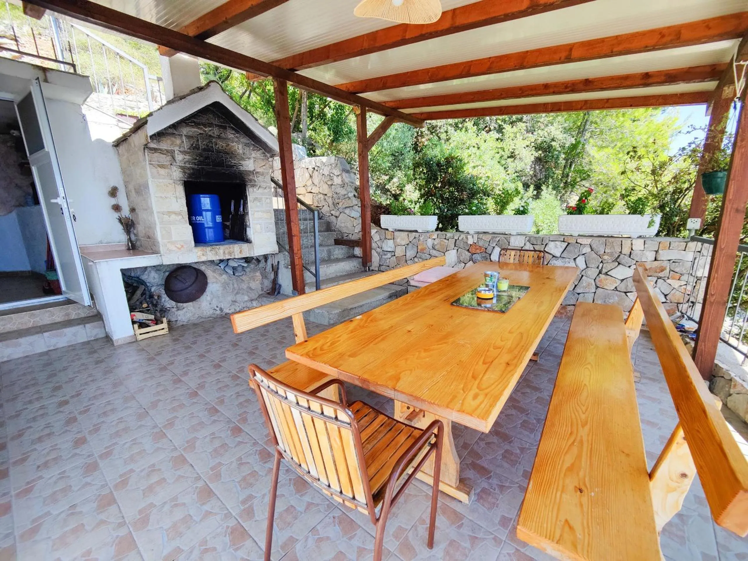 BBQ facilities in Robinson Olympos