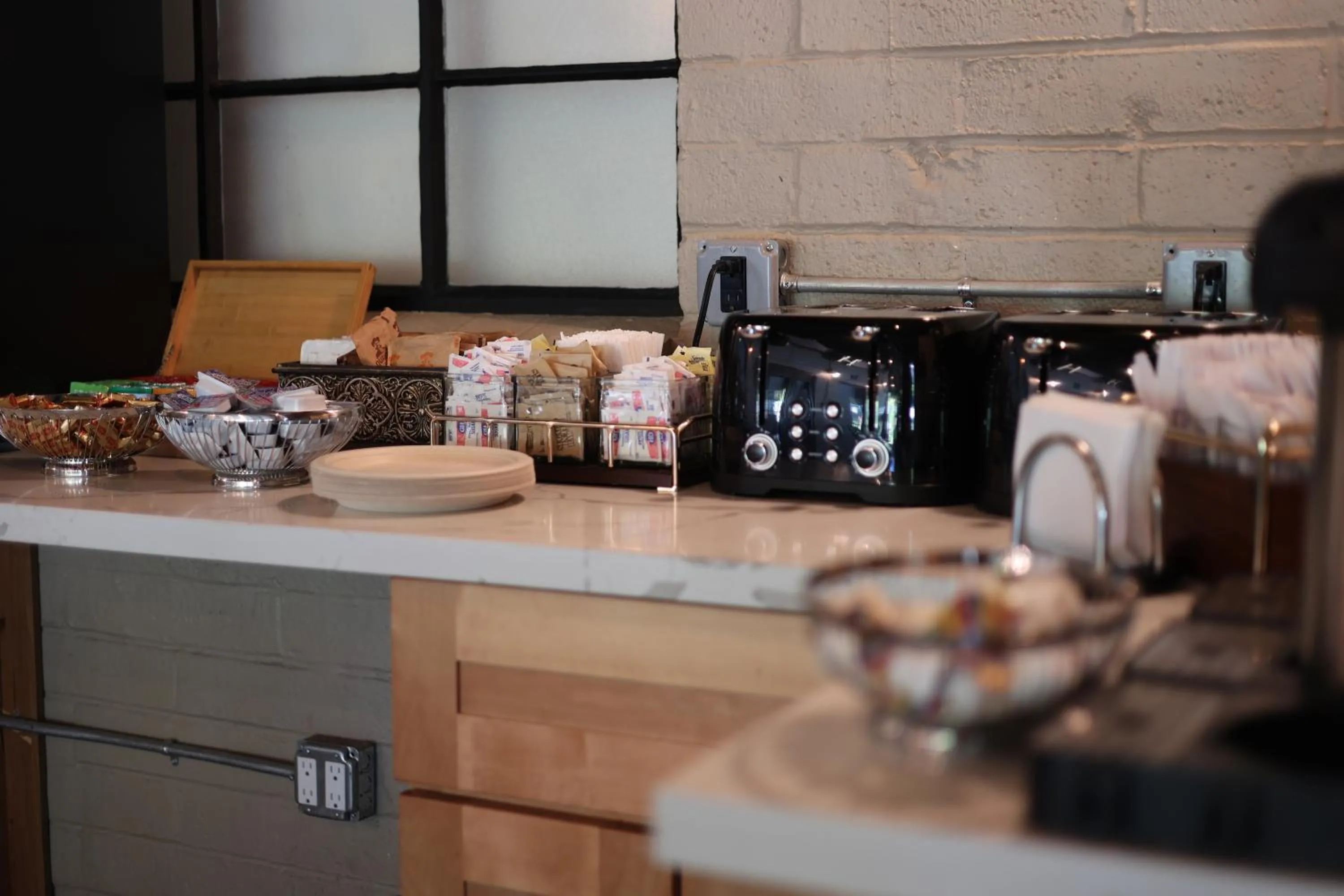 Seating area in Inn Marin and Suites, an Ascend Collection Hotel