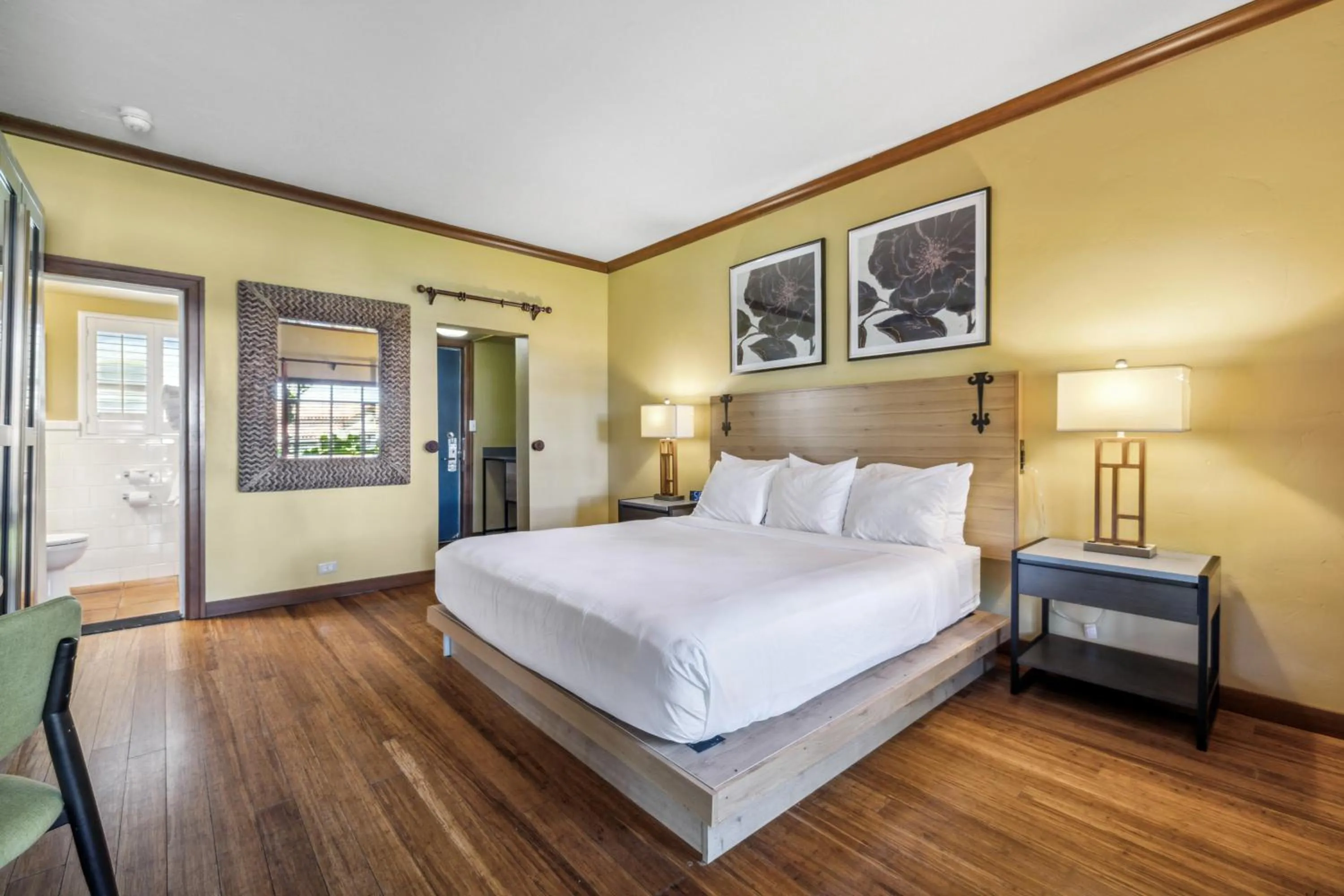 Bed in Inn Marin and Suites, an Ascend Collection Hotel