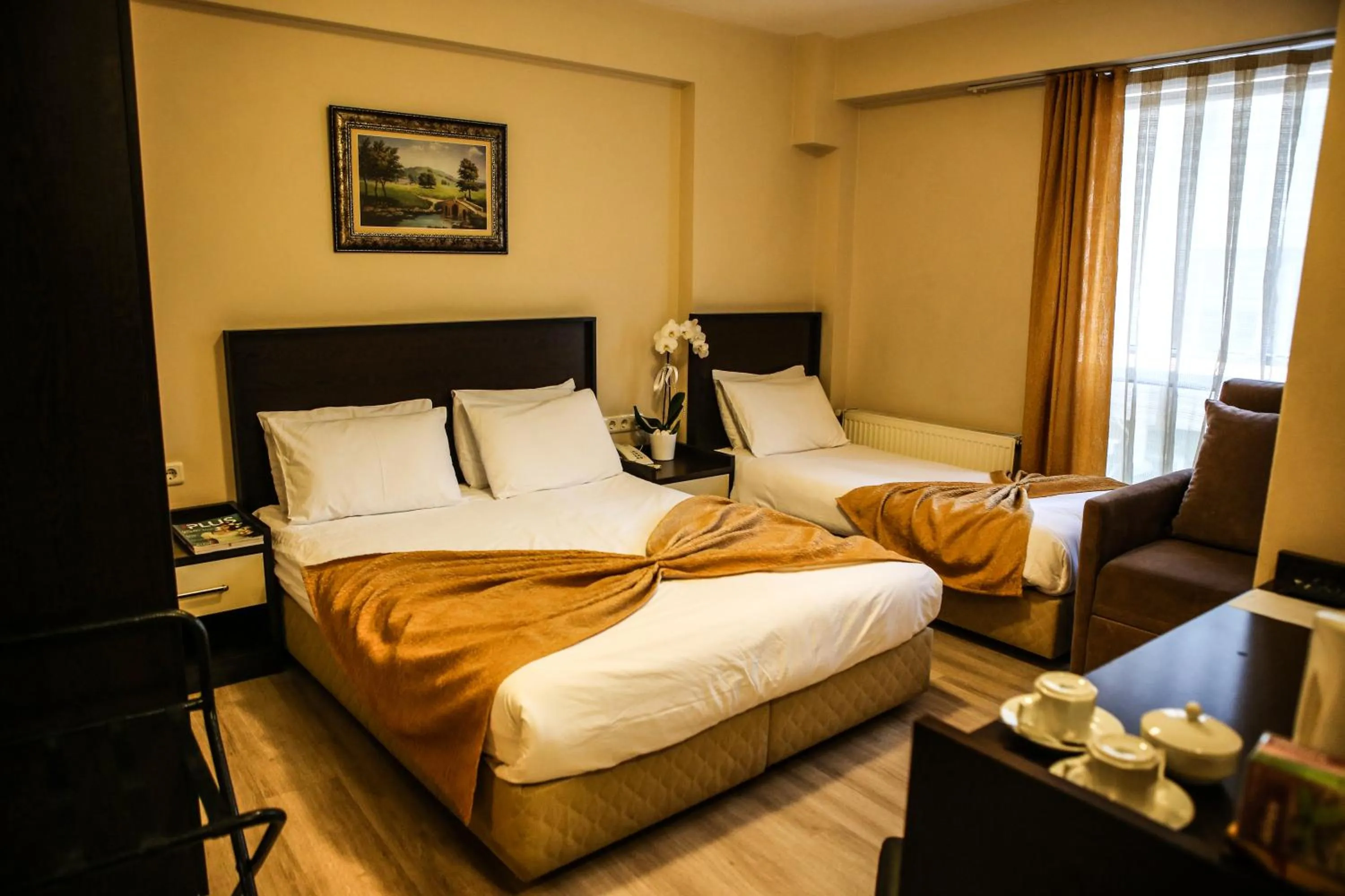 Bed in Canakkale Bogaz Hotel