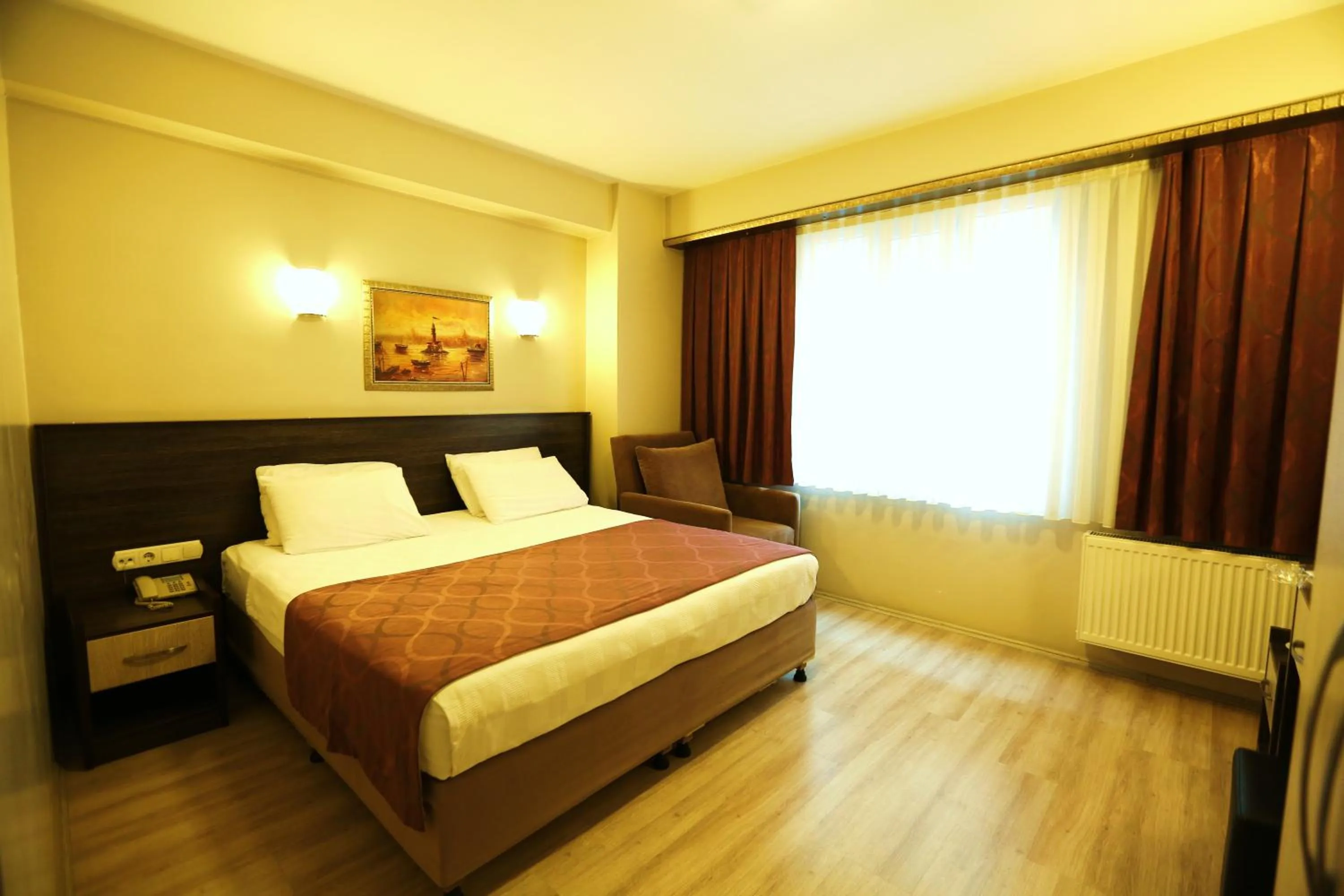 Bed in Canakkale Bogaz Hotel