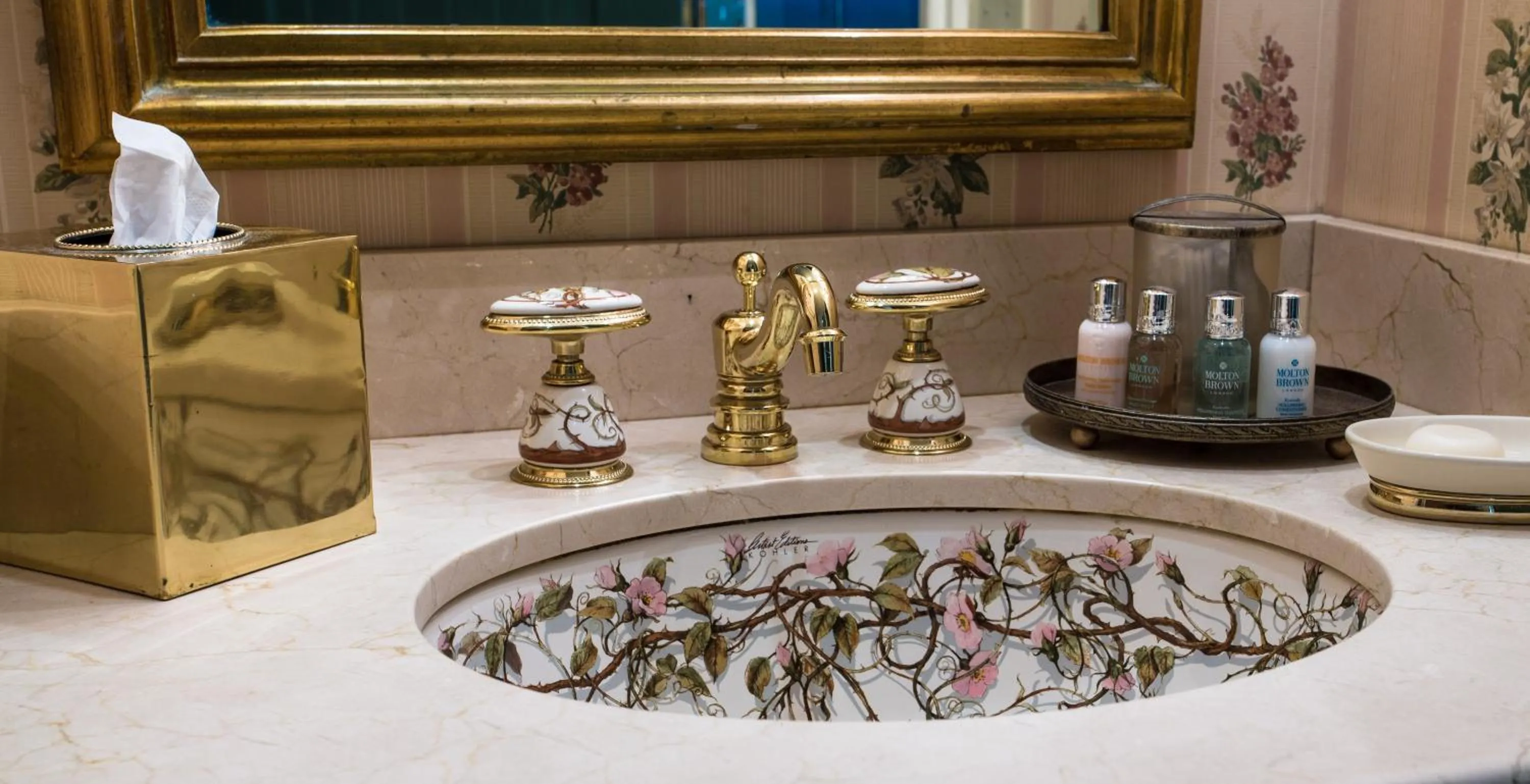 Bathroom in The Chanler at Cliff Walk