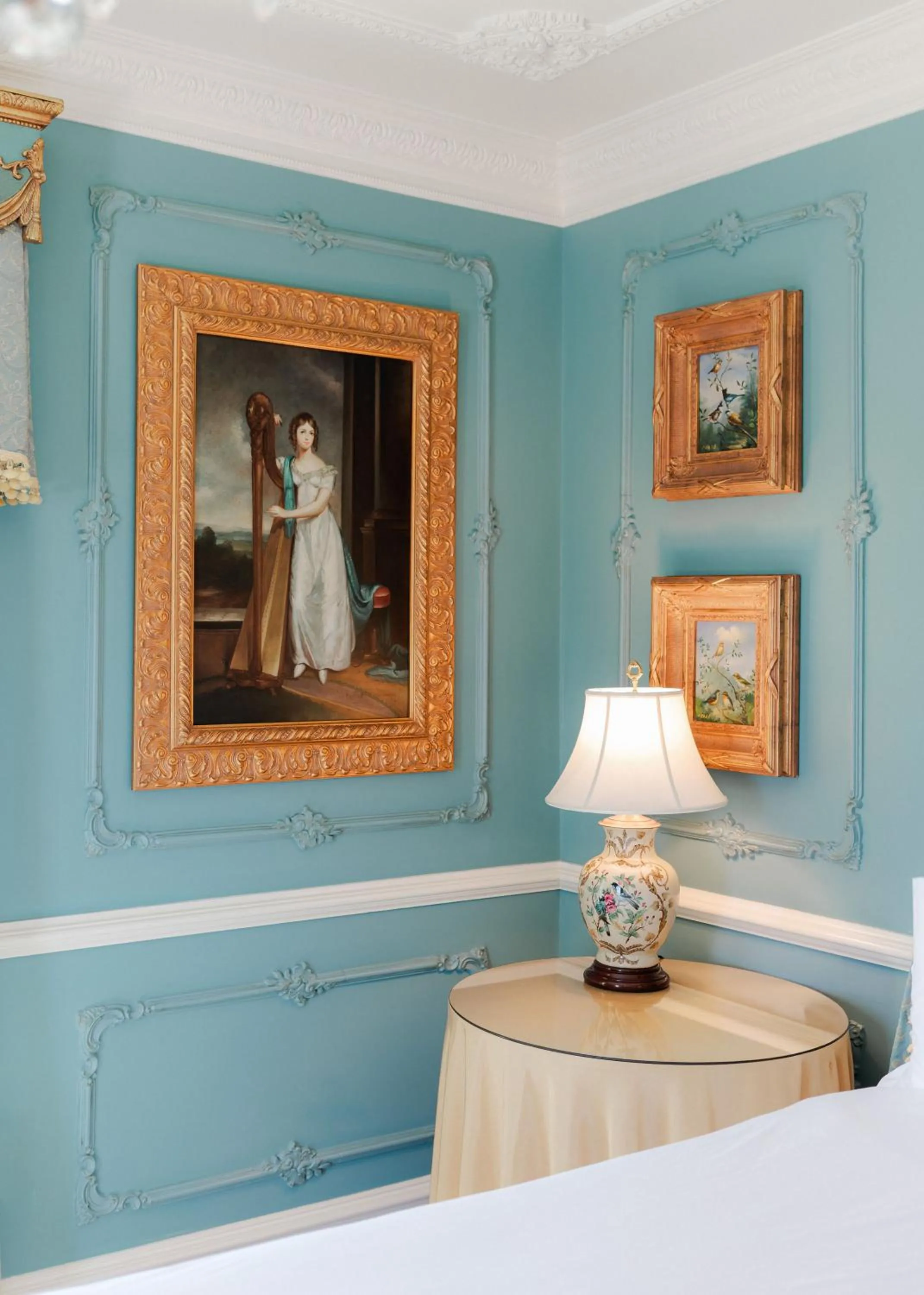 Decorative detail, Bed in The Chanler at Cliff Walk