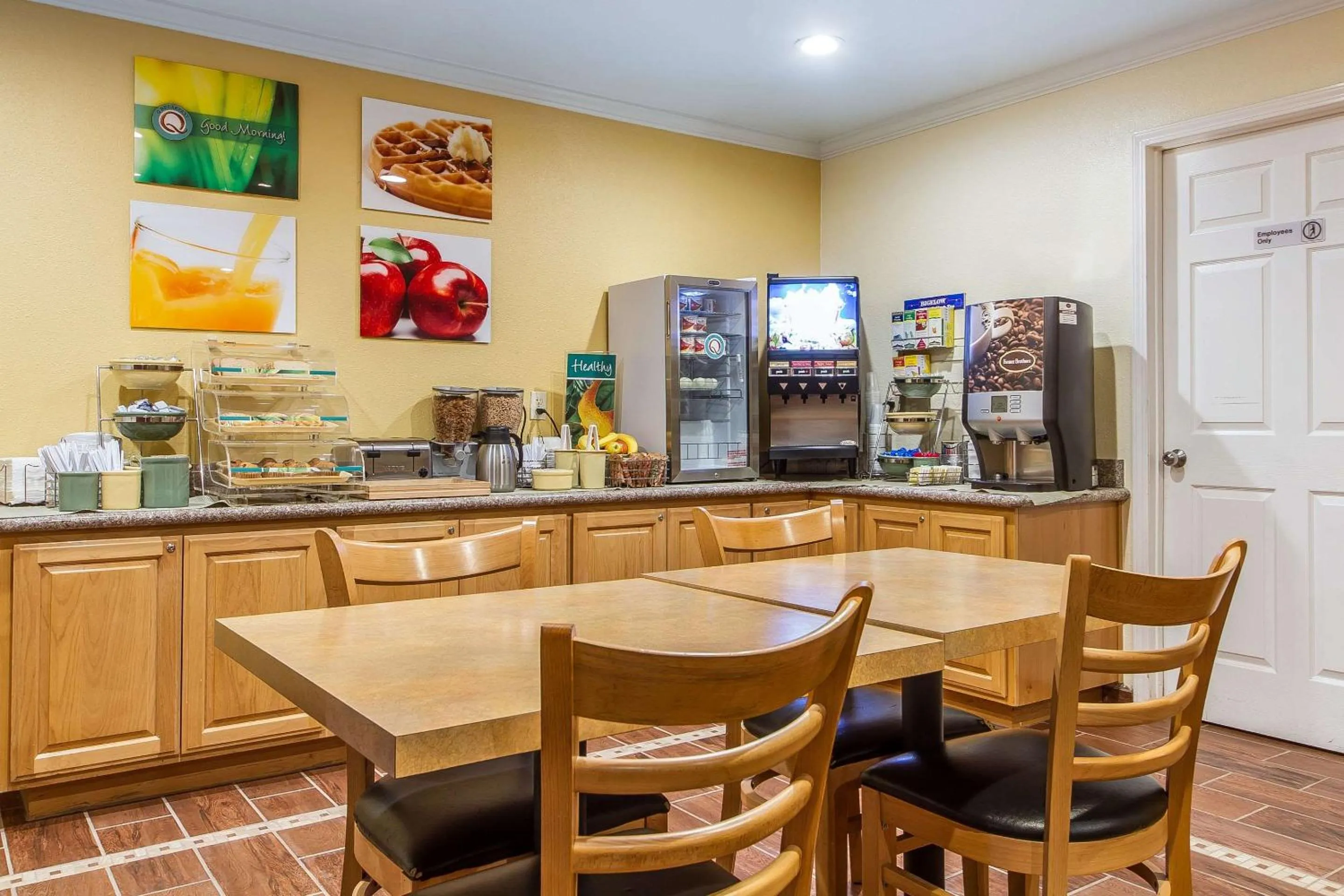 Restaurant/places to eat in Quality Inn & Suites Gilroy