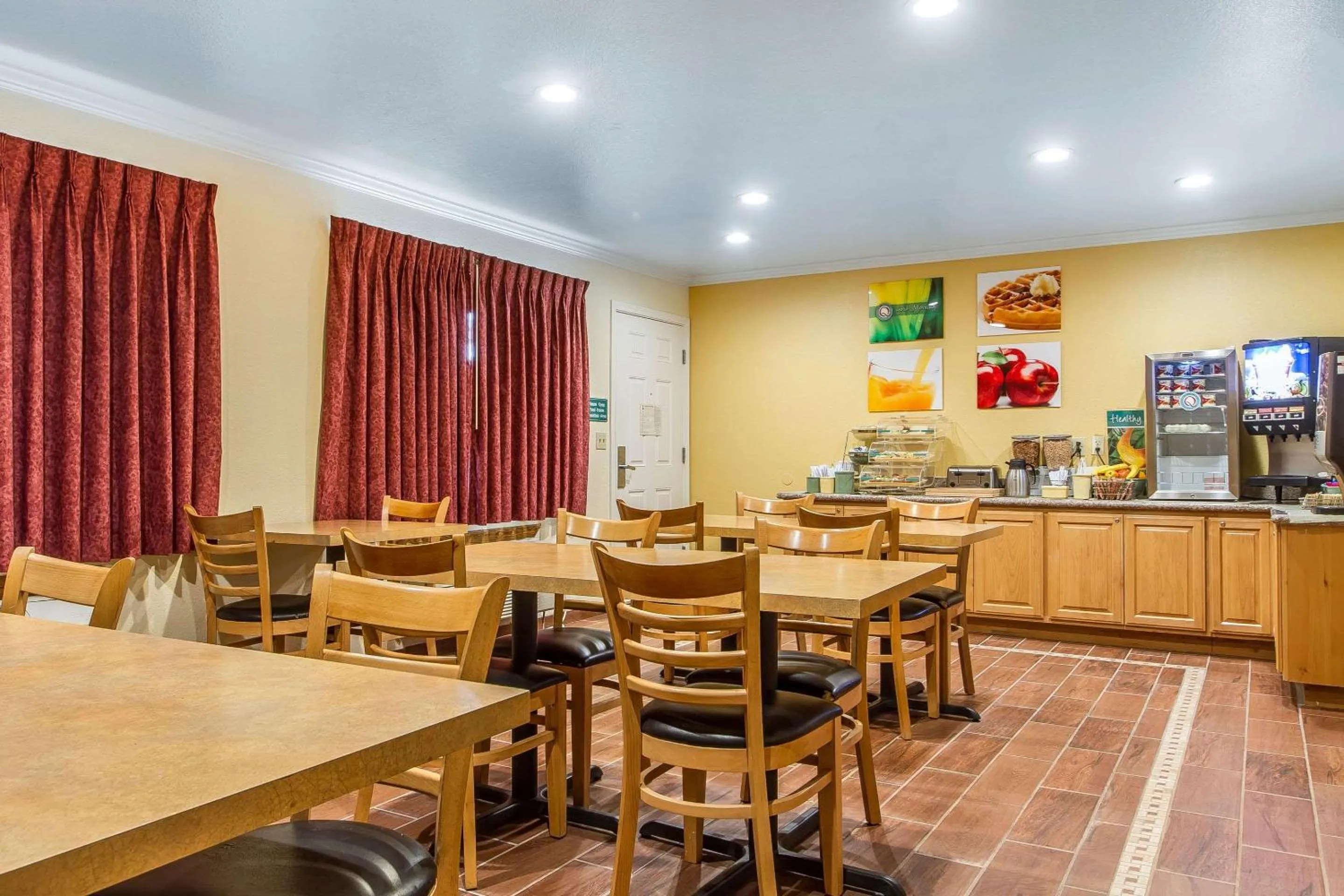 Restaurant/places to eat in Quality Inn & Suites Gilroy
