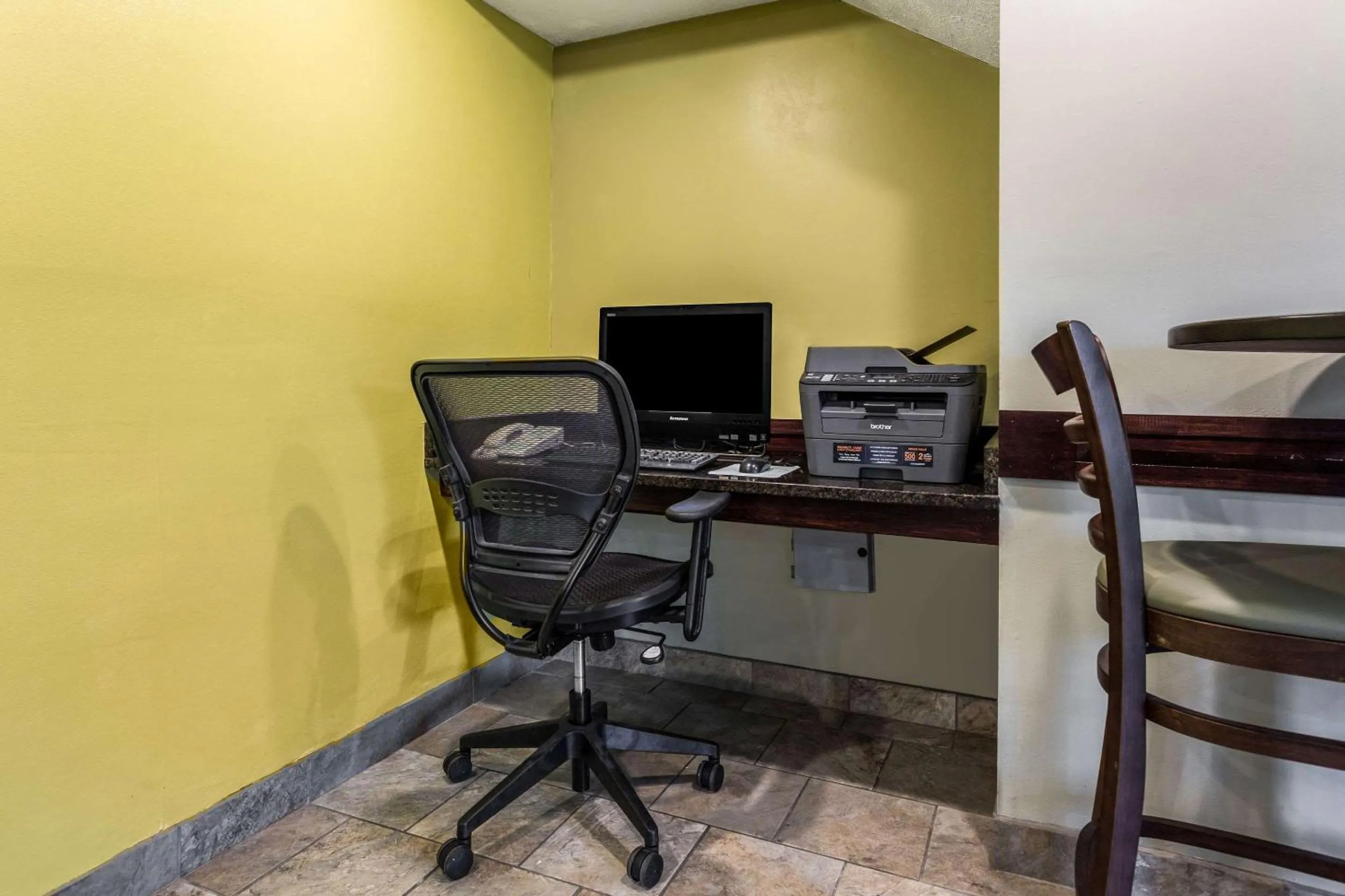 Business facilities in Quality Inn Traverse City