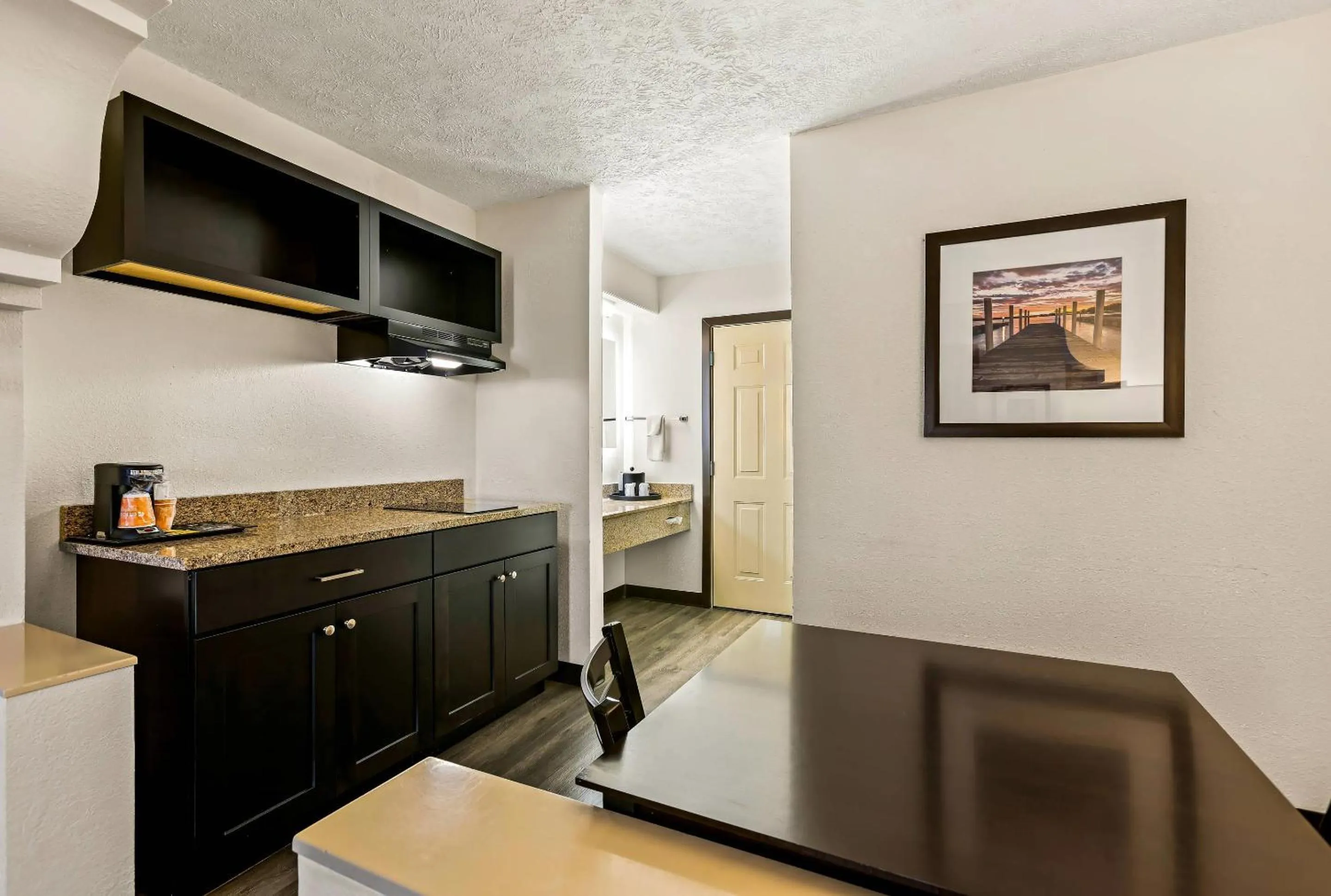 Bedroom in Quality Inn Traverse City