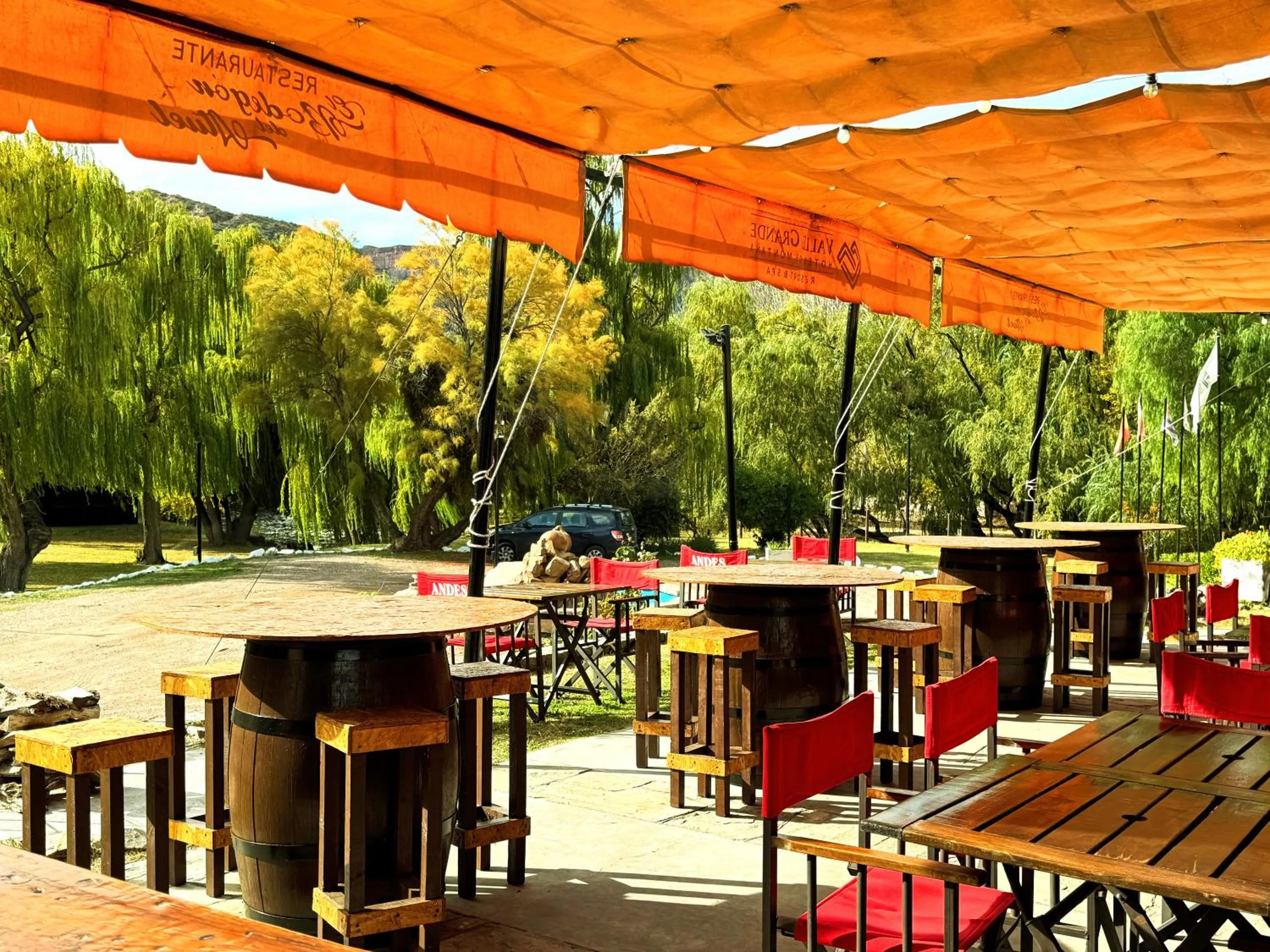 Restaurant/places to eat in Hotel Valle Grande