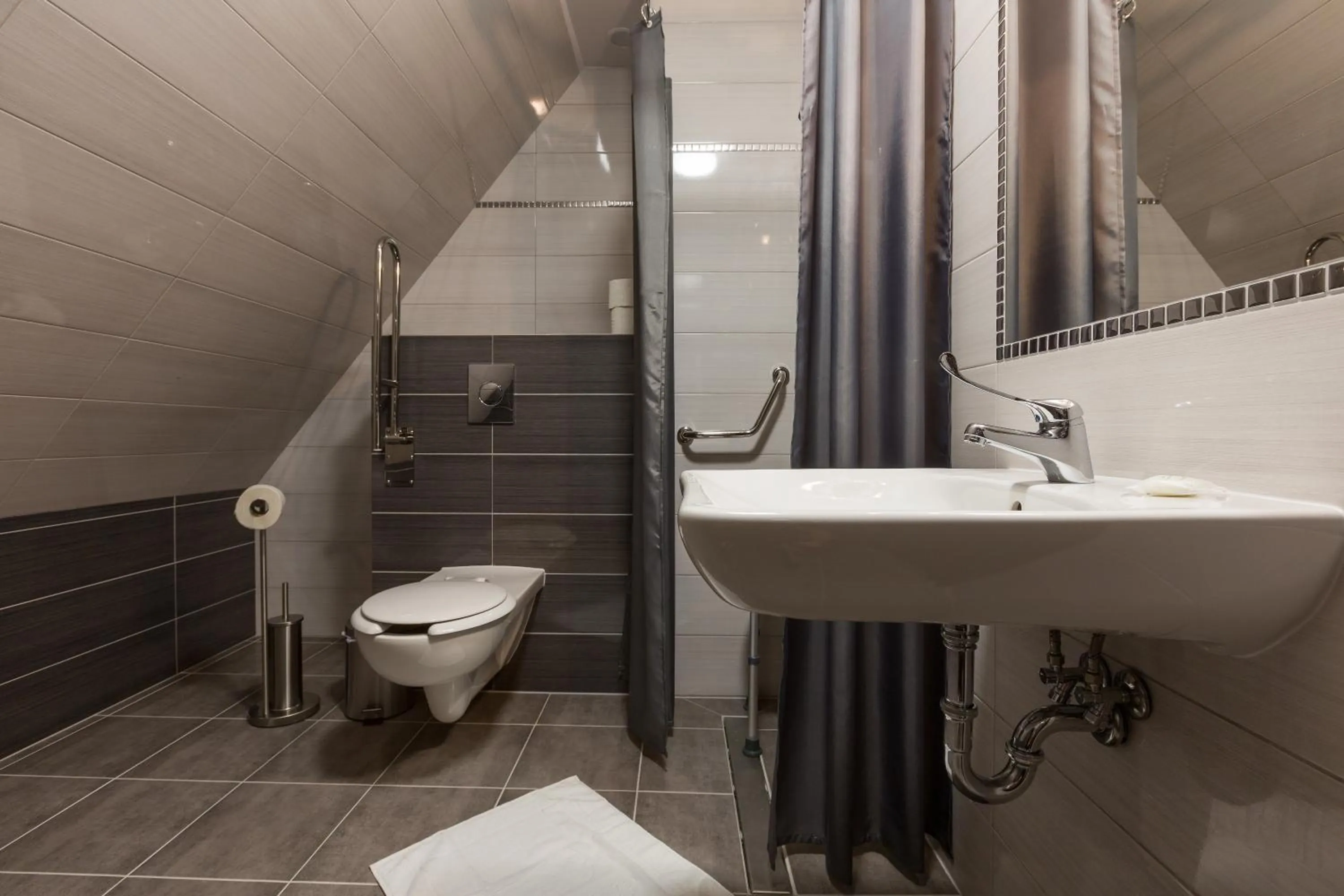 Shower in Willa Stachoń