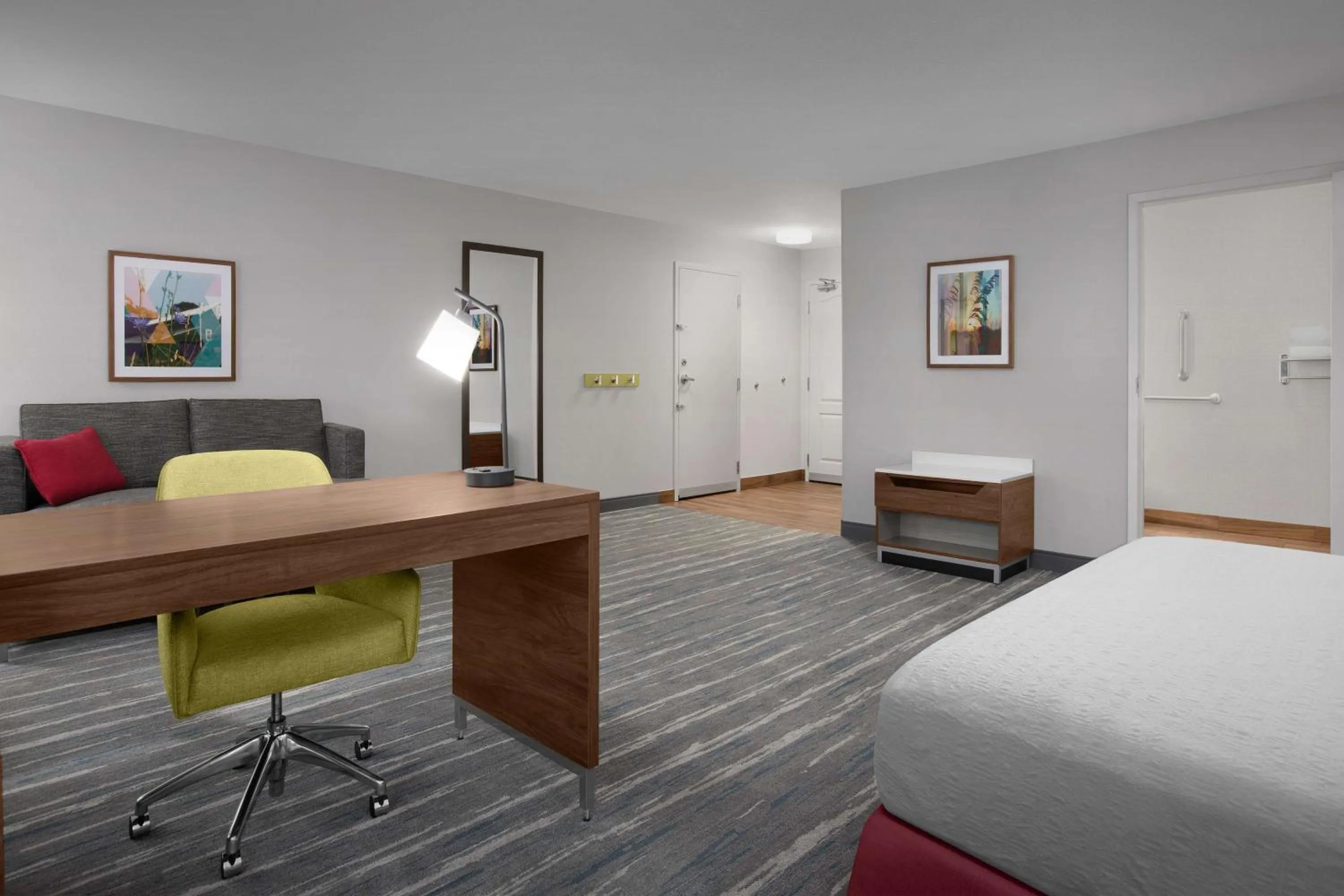 Living room, Bed in Hampton Inn Yorkville