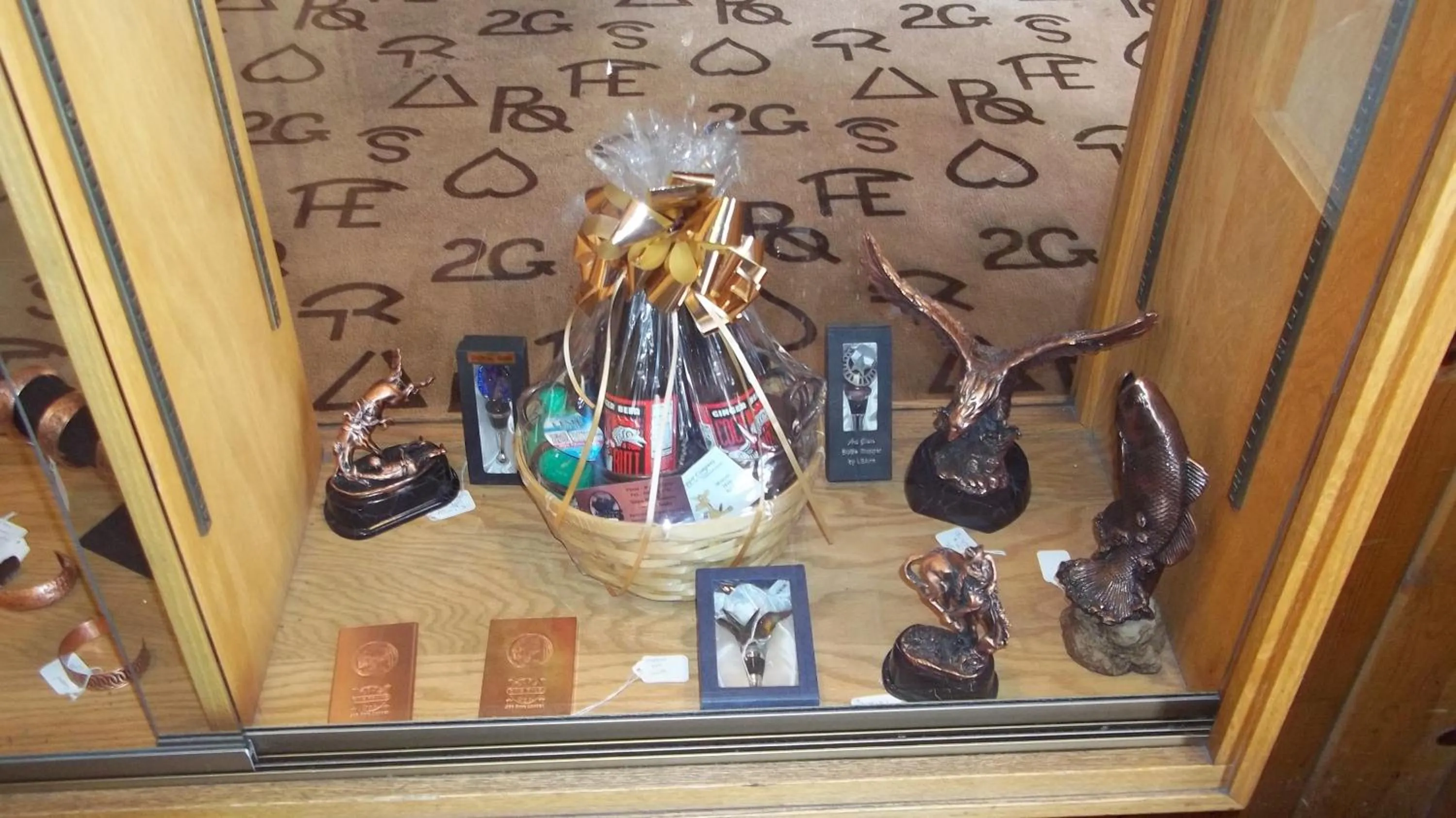 On-site shops in Dude Rancher Lodge