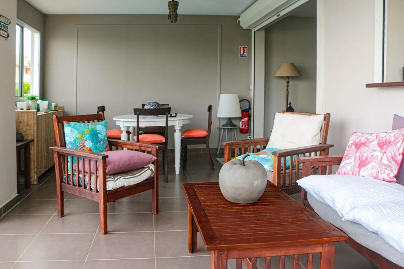 Living room, Bed in Alyzes Diamant