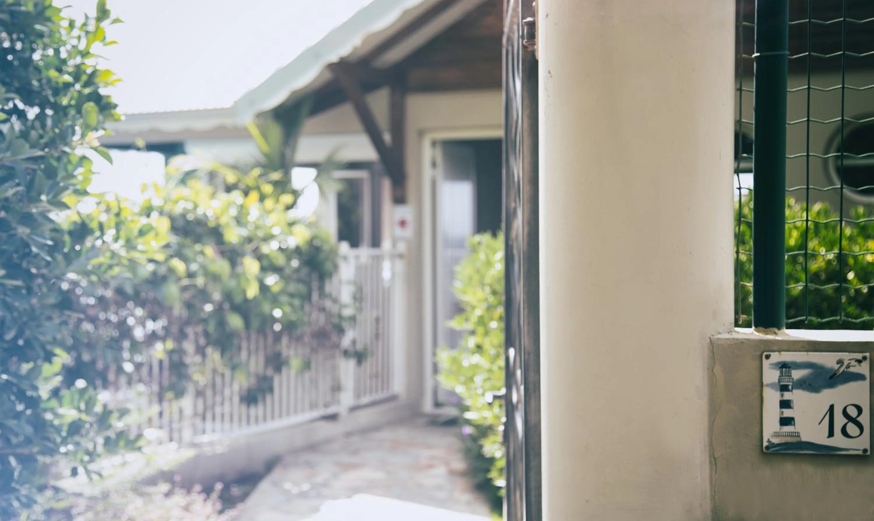 Facade/entrance in Alyzes Diamant