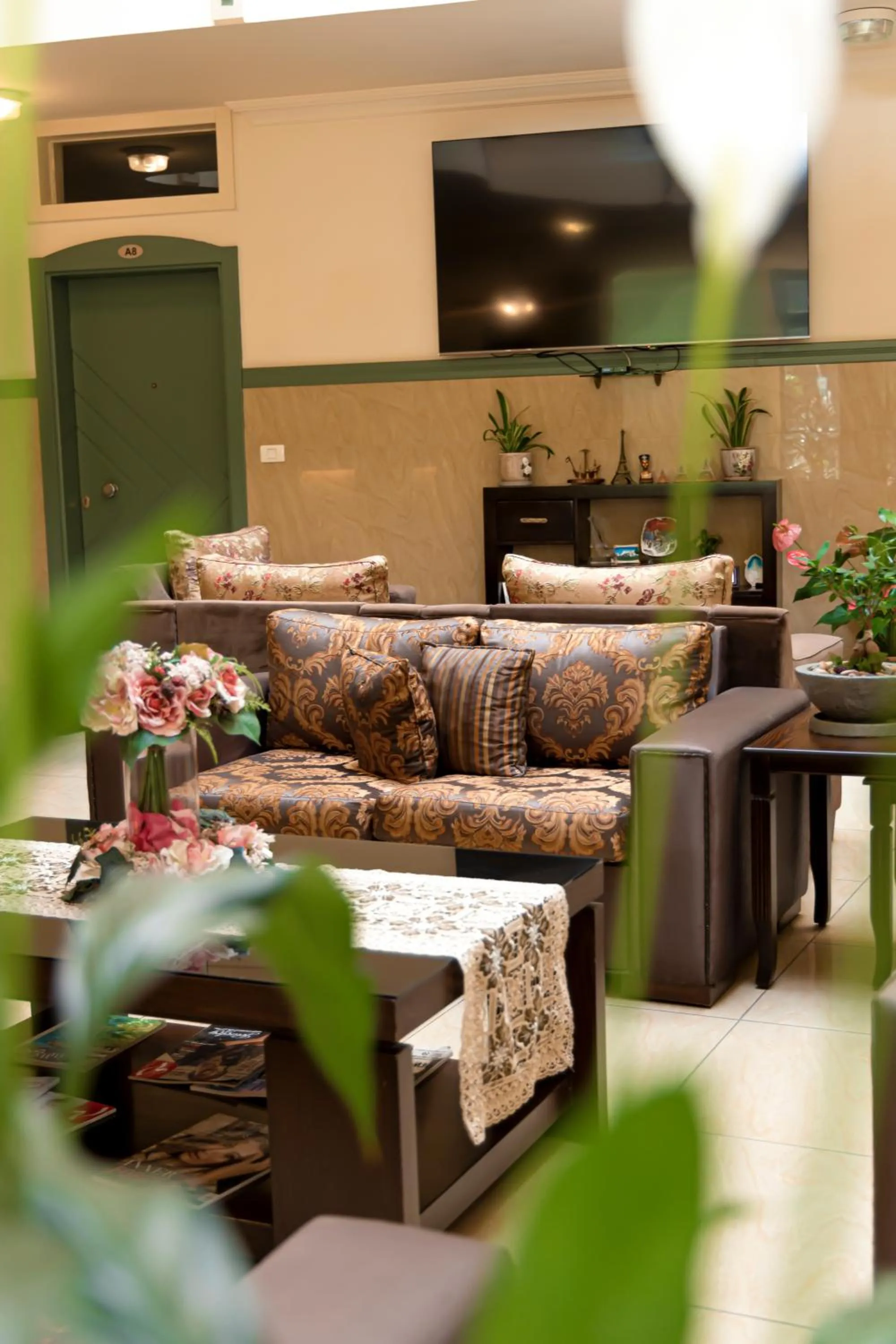 Lobby or reception in Byblos Comfort Hotel