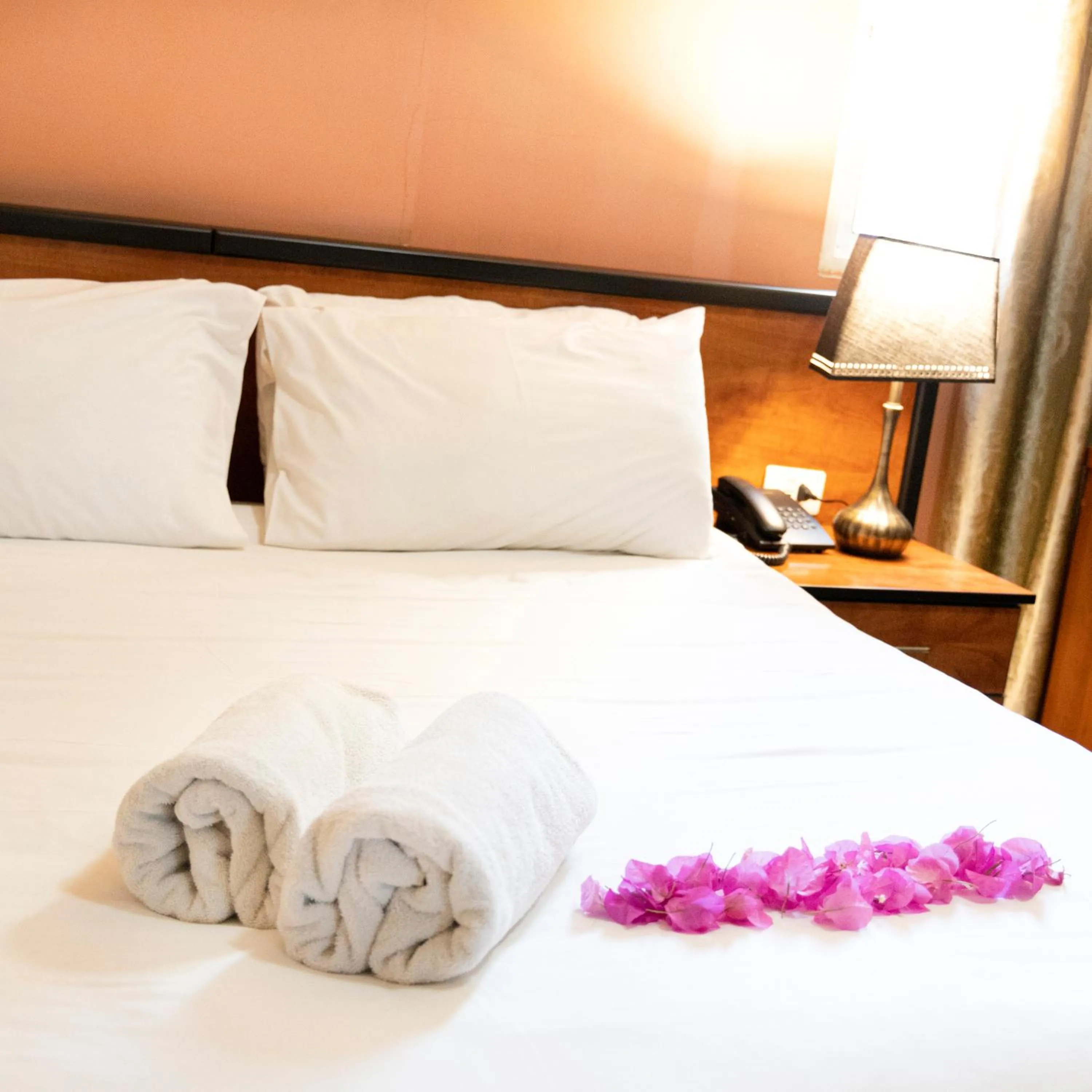 Bedroom, Bed in Byblos Comfort Hotel