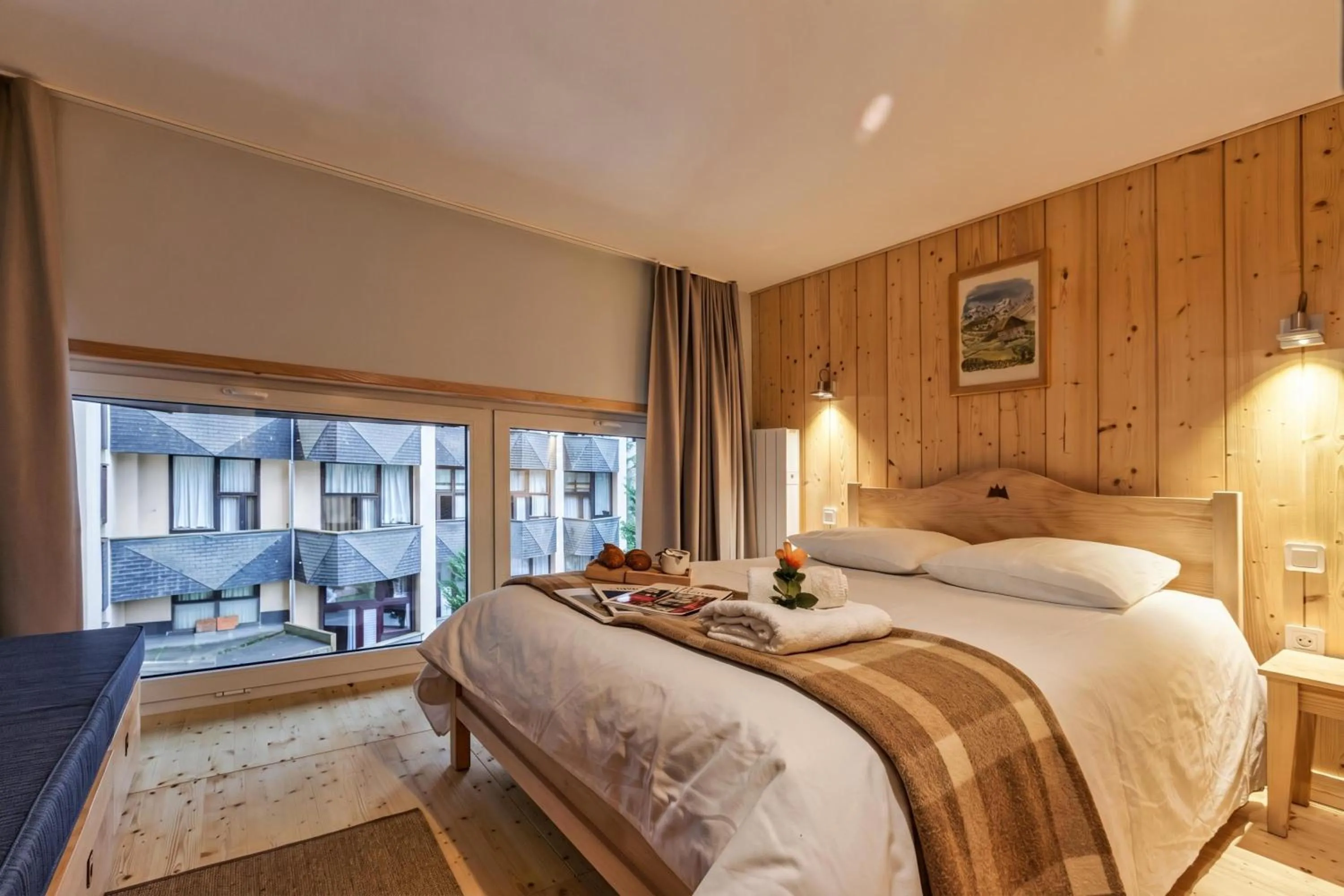 Bedroom, Bed in Résidence Grand Roc - Campanules 122 - Happy Rentals