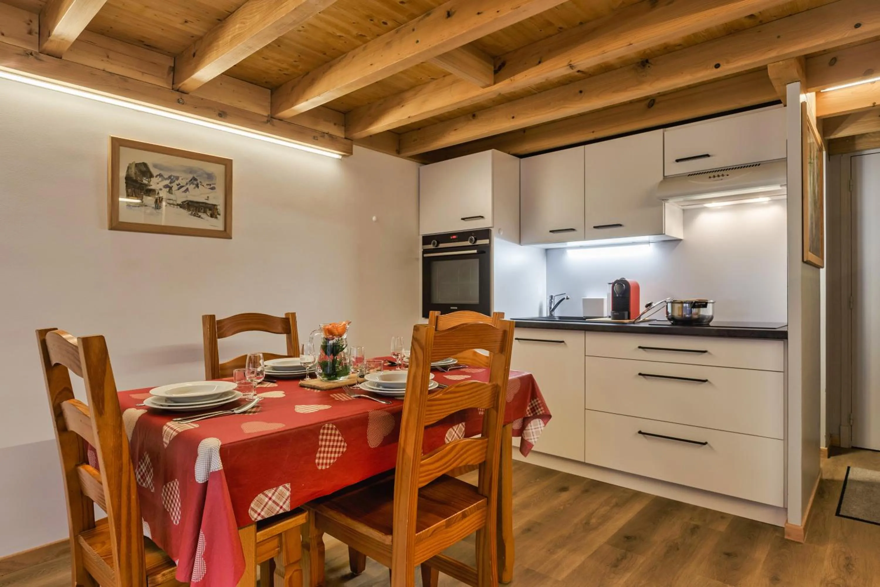 Kitchen or kitchenette in Résidence Grand Roc - Campanules 122 - Happy Rentals