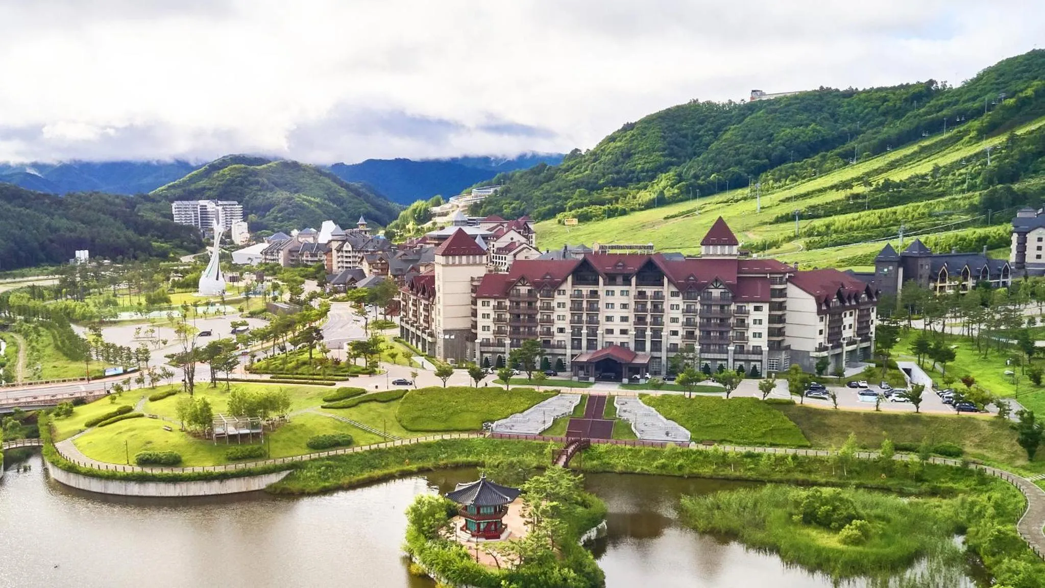 Property building in Intercontinental Alpensia Pyeongchang Resort by IHG