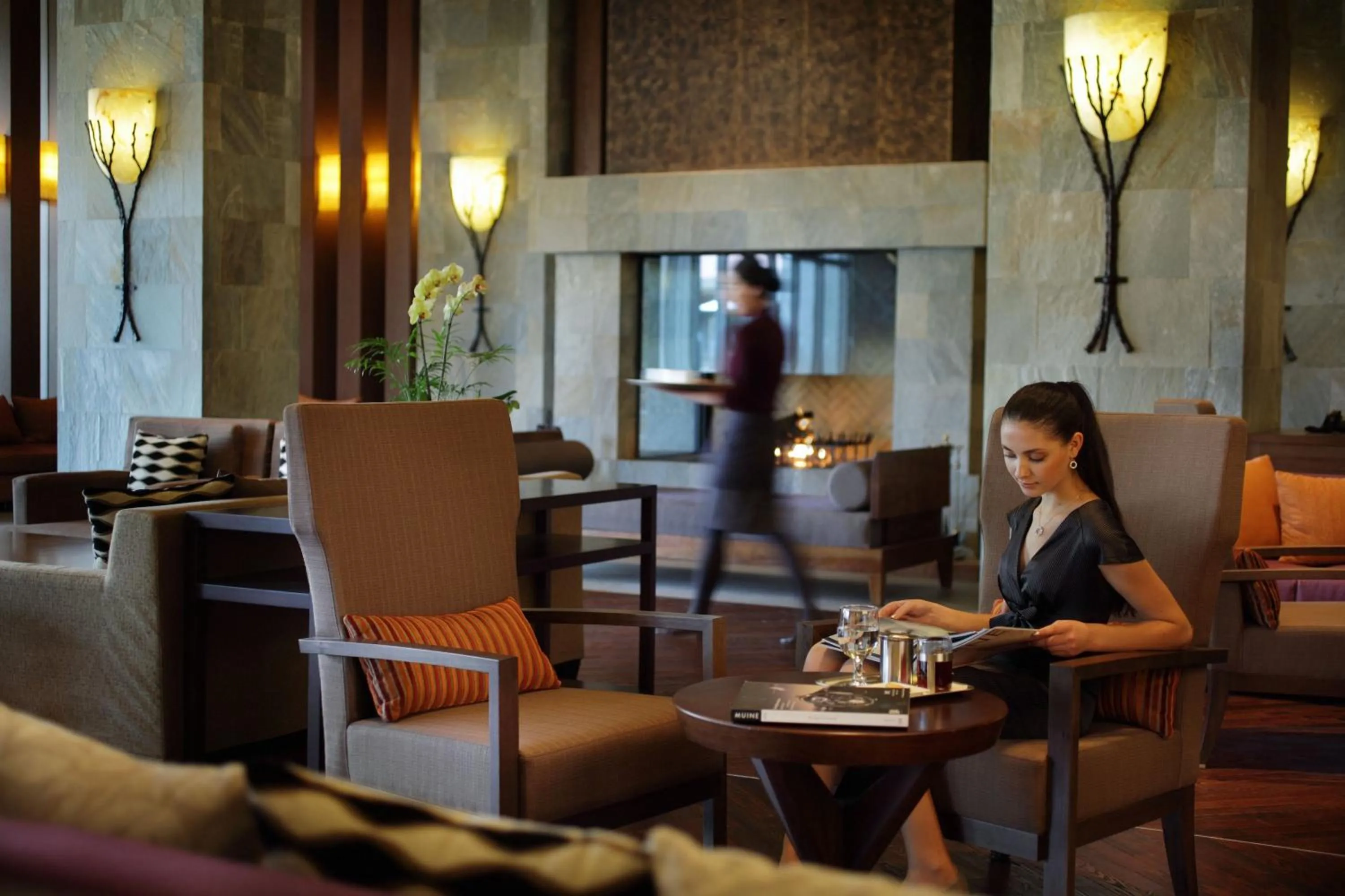 Lounge or bar in Intercontinental Alpensia Pyeongchang Resort by IHG
