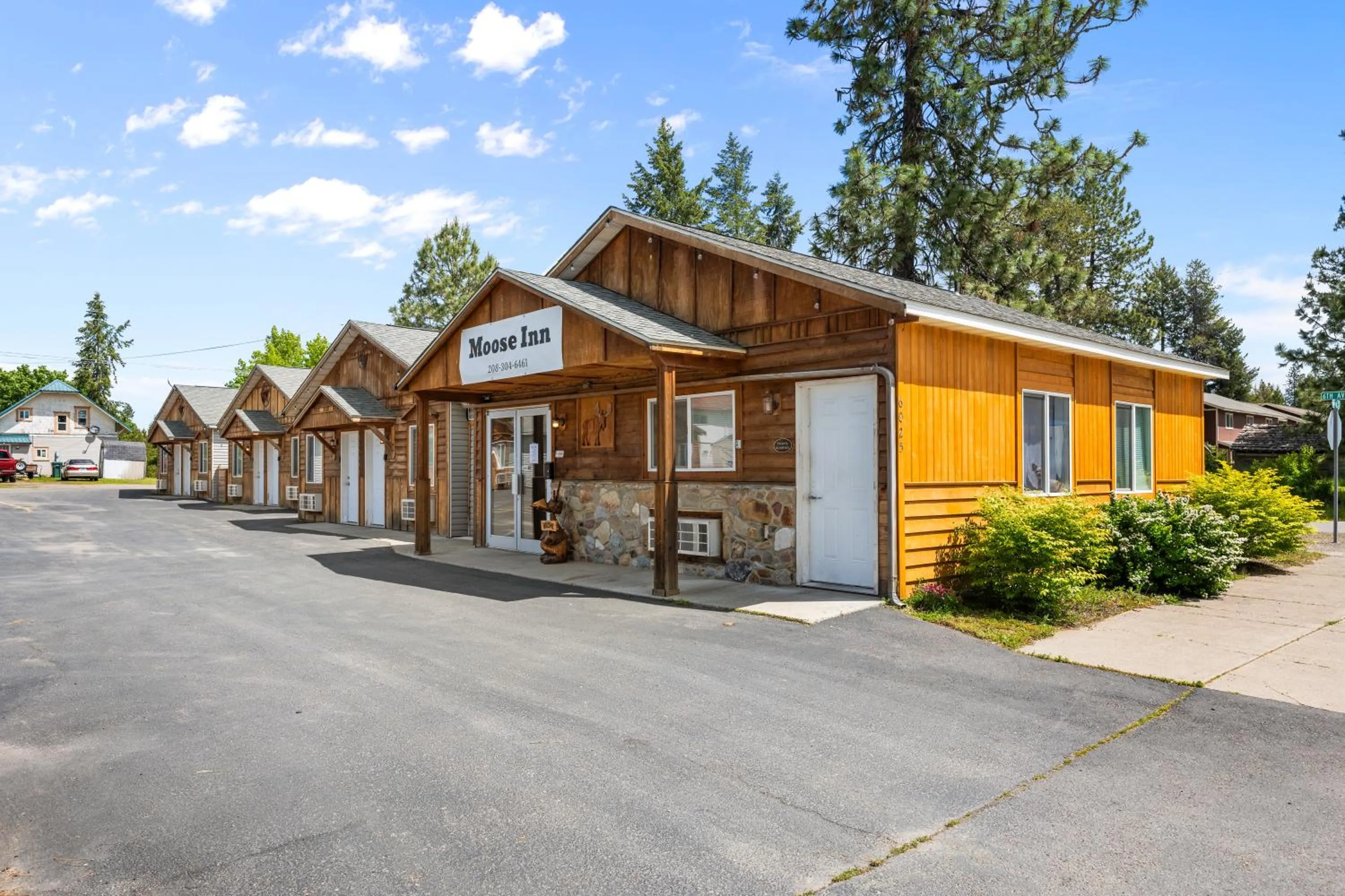 Street view in Moose Inn