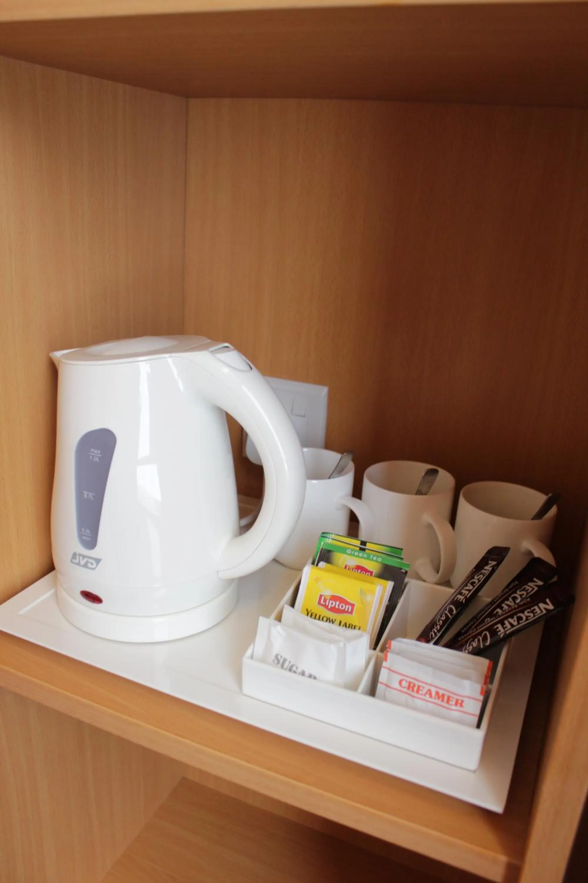 Coffee/tea facilities in Ibis Singapore Novena
