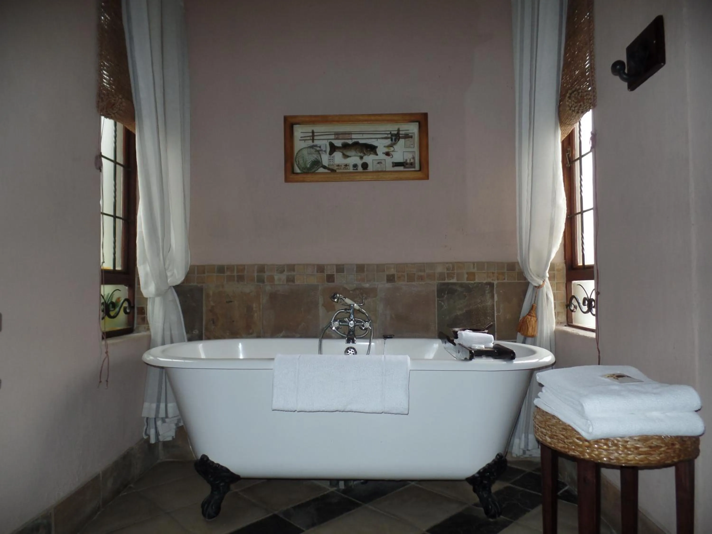 Bathroom in Dawsons Game Lodge