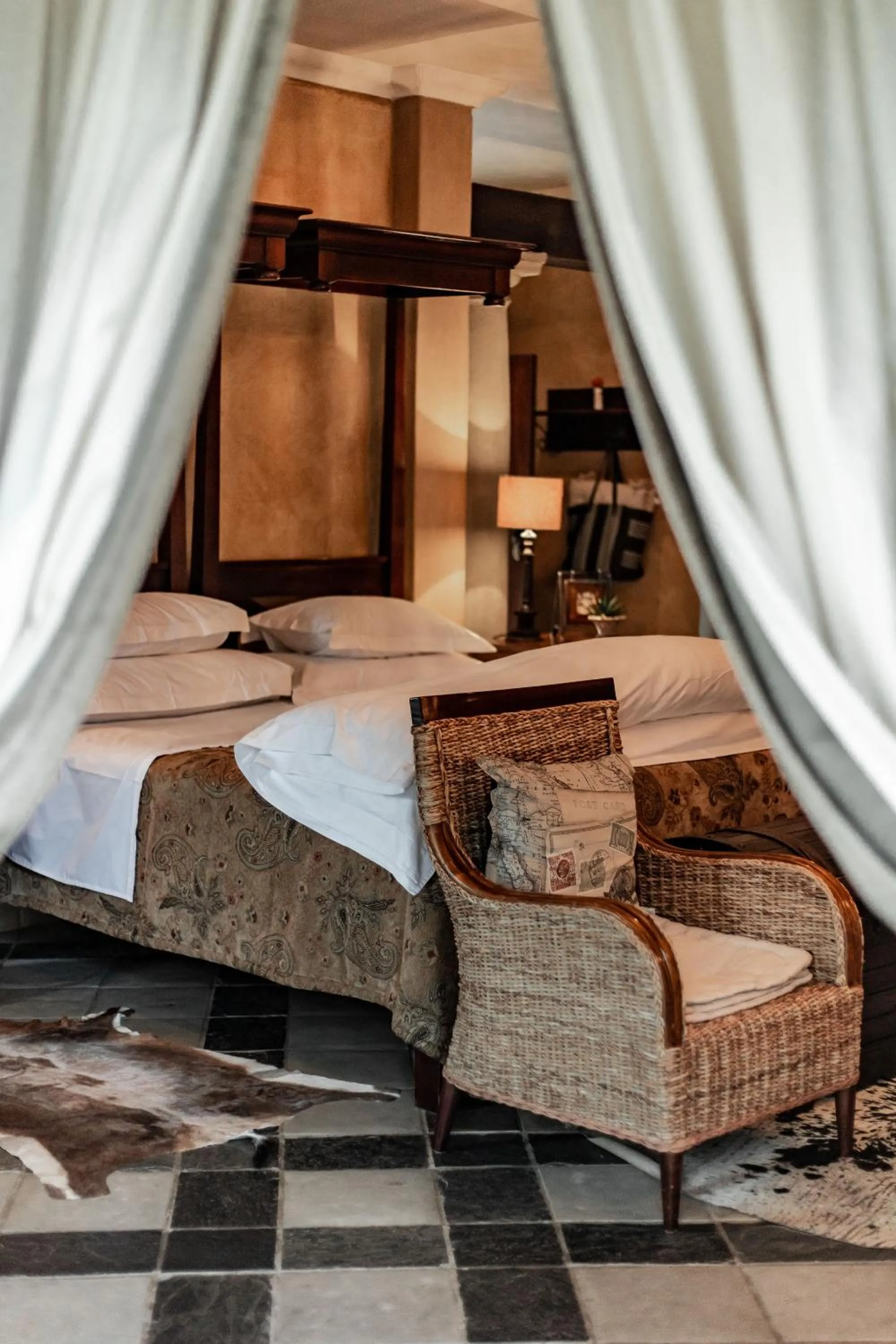 Bed in Dawsons Game Lodge