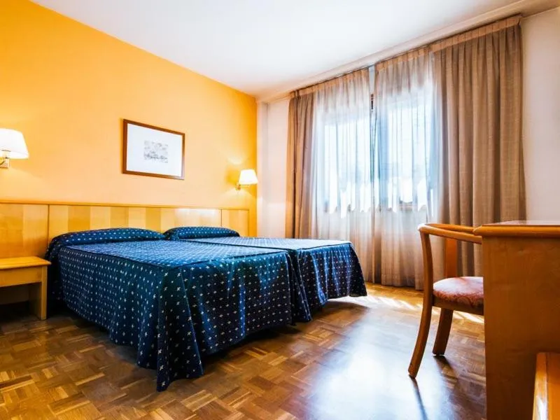 Bed in Hotel Alcarria