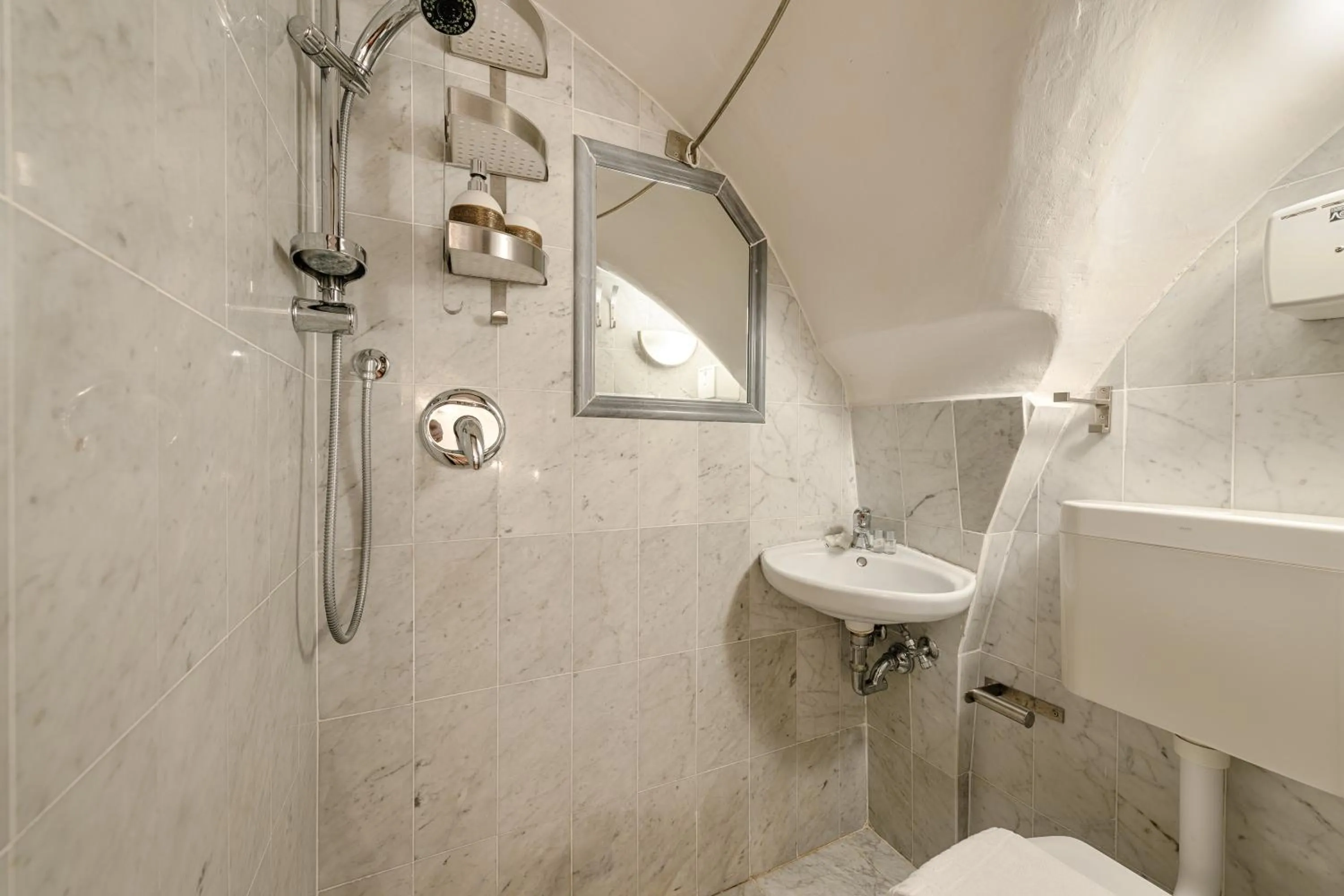 Shower in Santo Spirito Frescos by Mmega