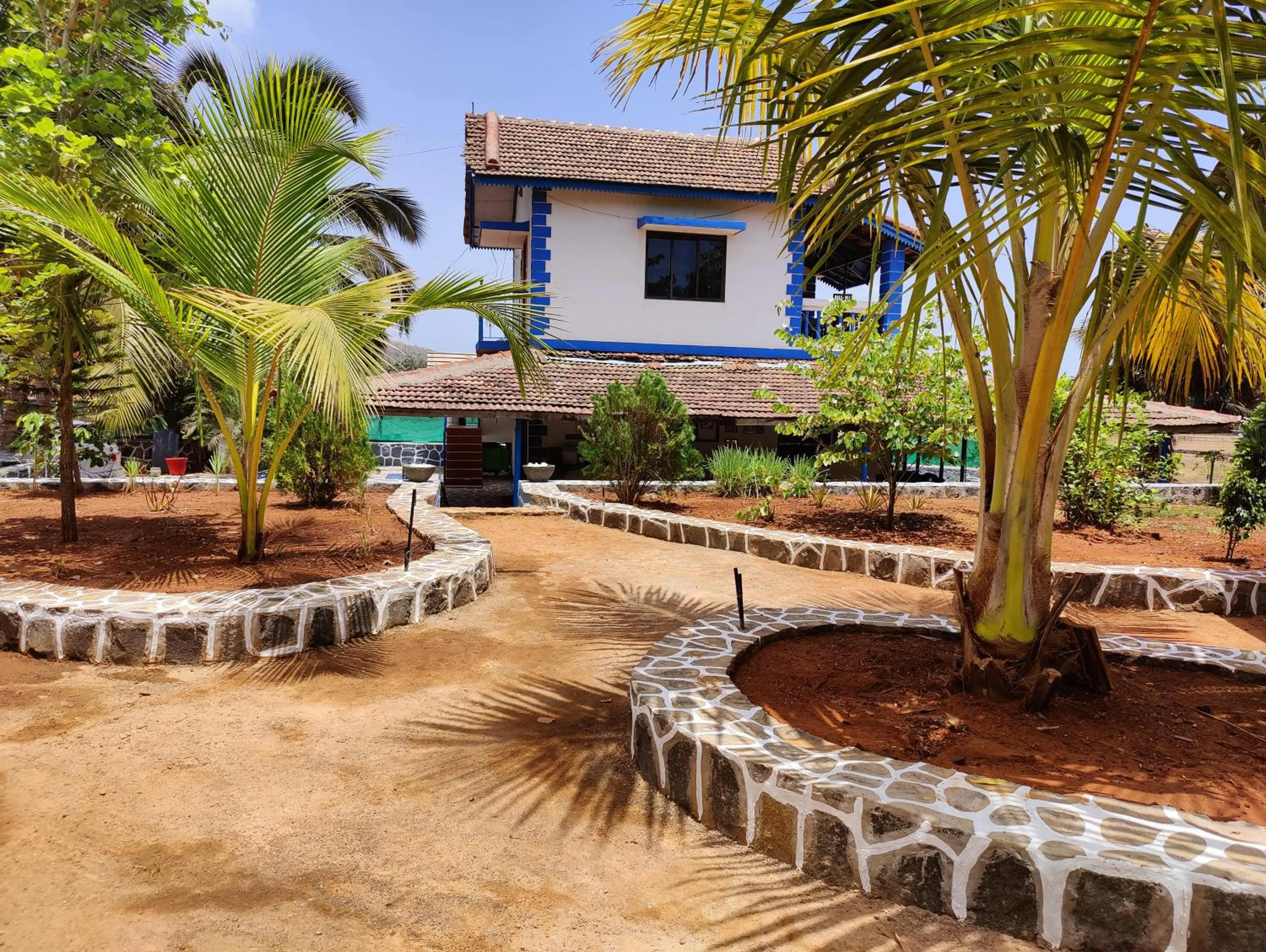 Aqua Arina Holiday Farm House